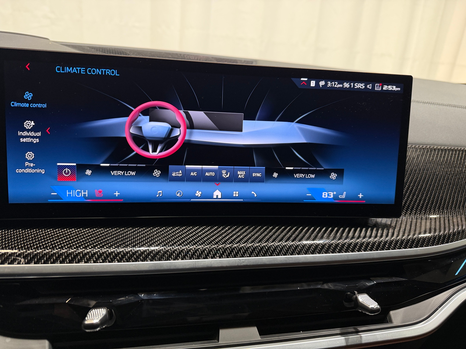 Thumbnail: 2024 BMW X7 - 3