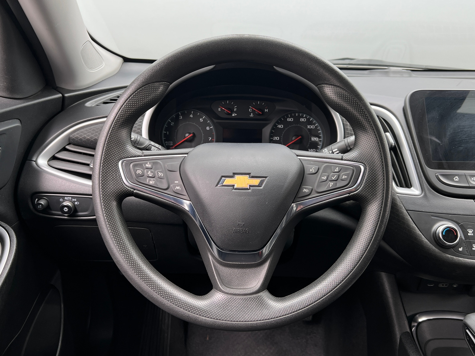 Thumbnail: 2023 Chevrolet Malibu - 5