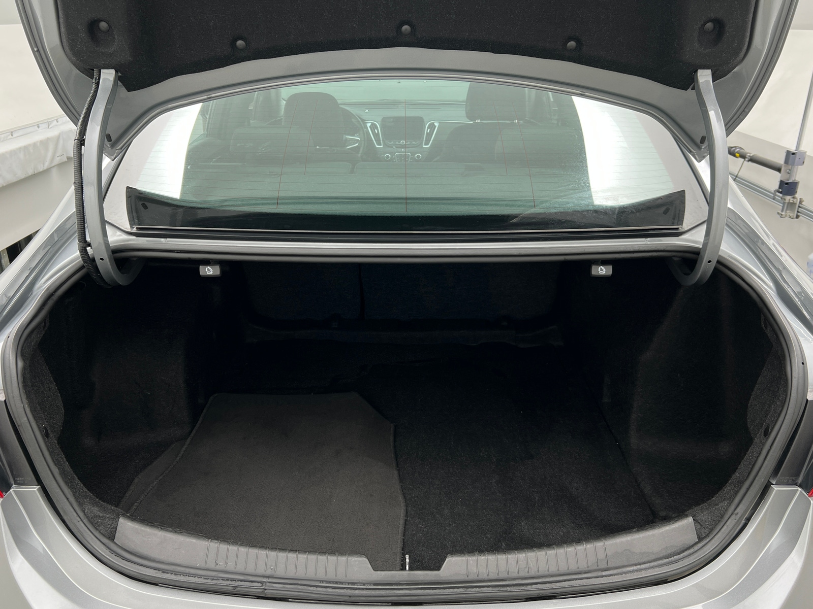 Thumbnail: 2023 Chevrolet Malibu - 7