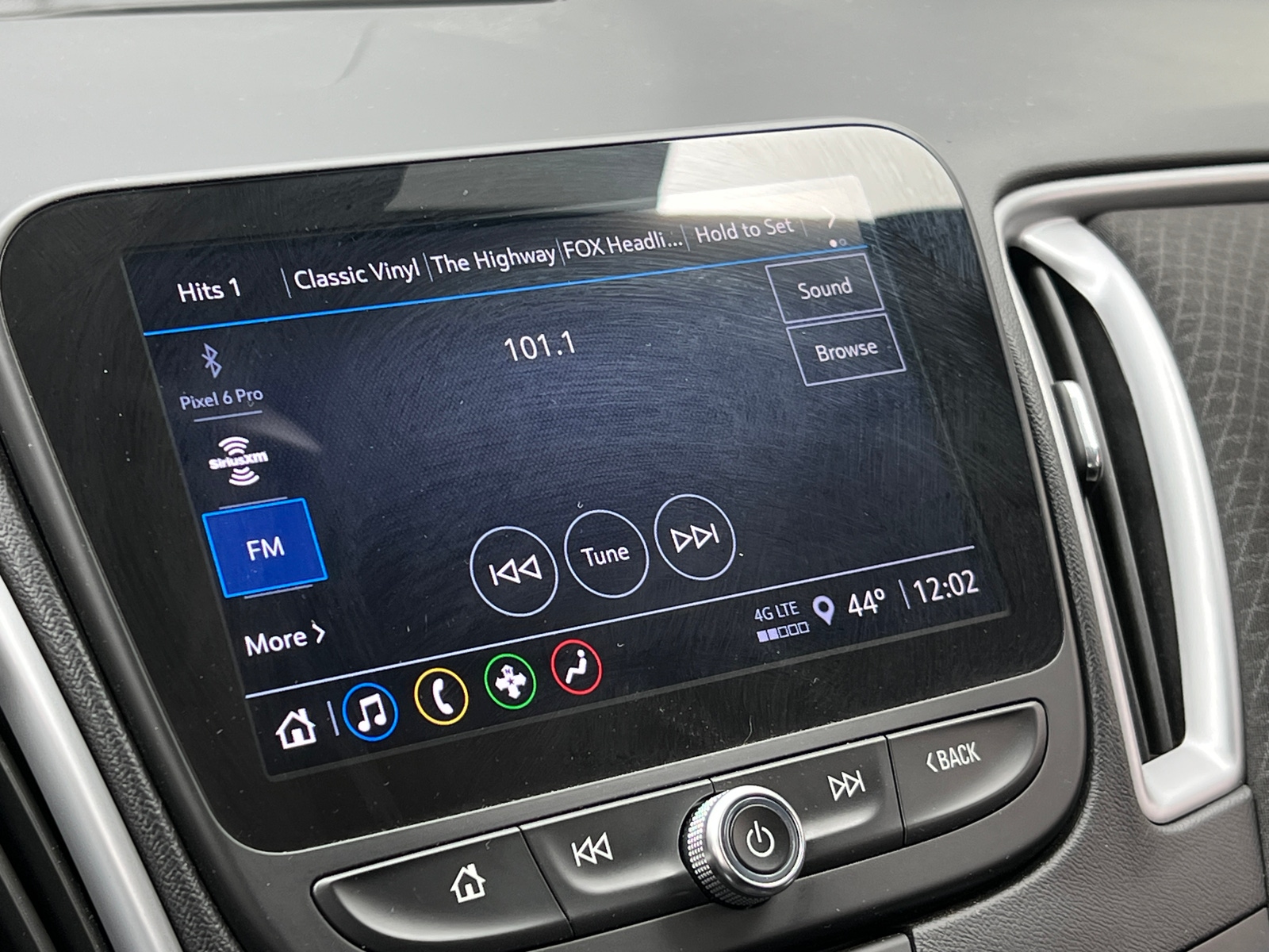 Thumbnail: 2023 Chevrolet Malibu - 4