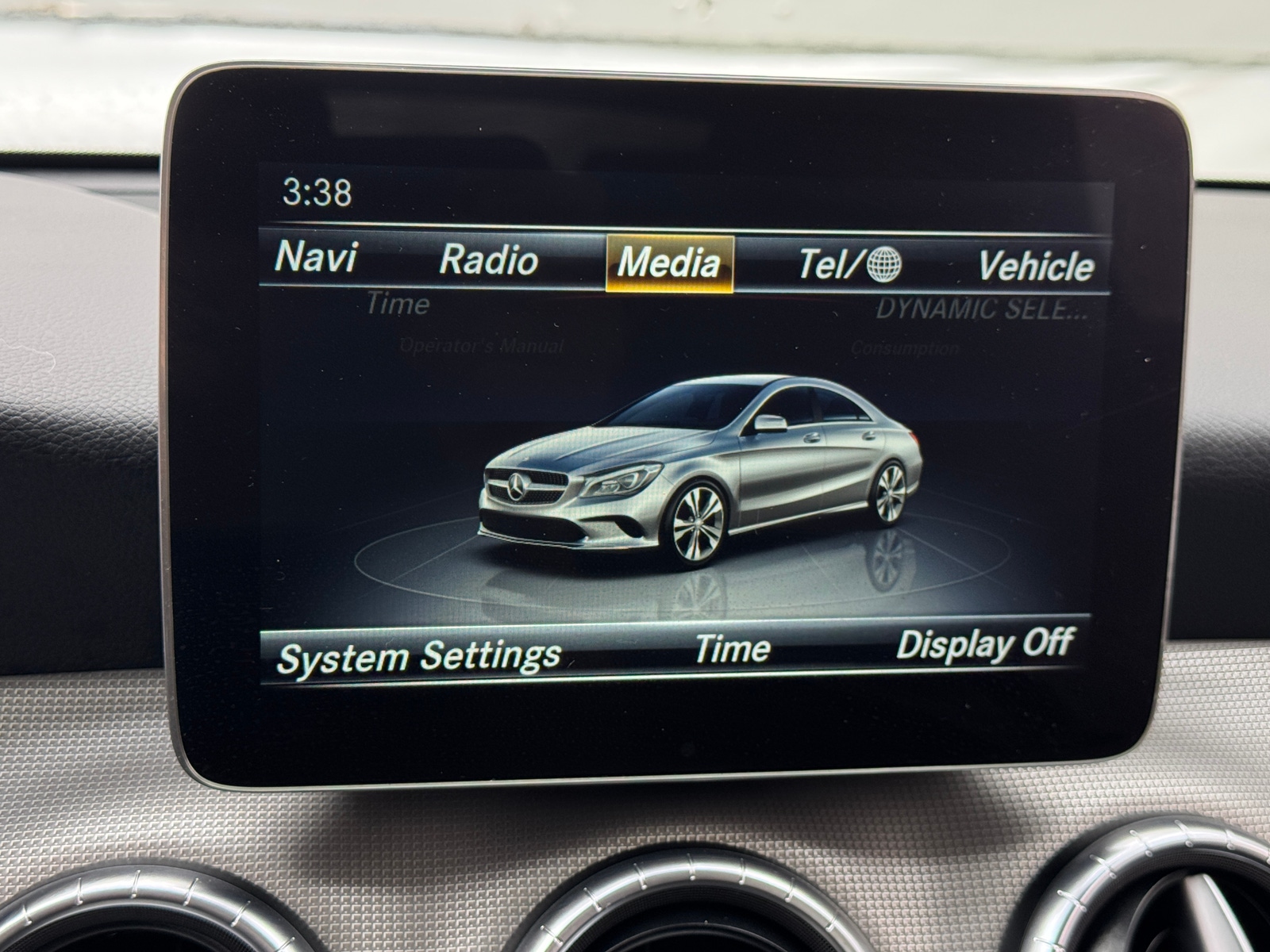 Thumbnail: 2019 Mercedes-Benz CLA - 3