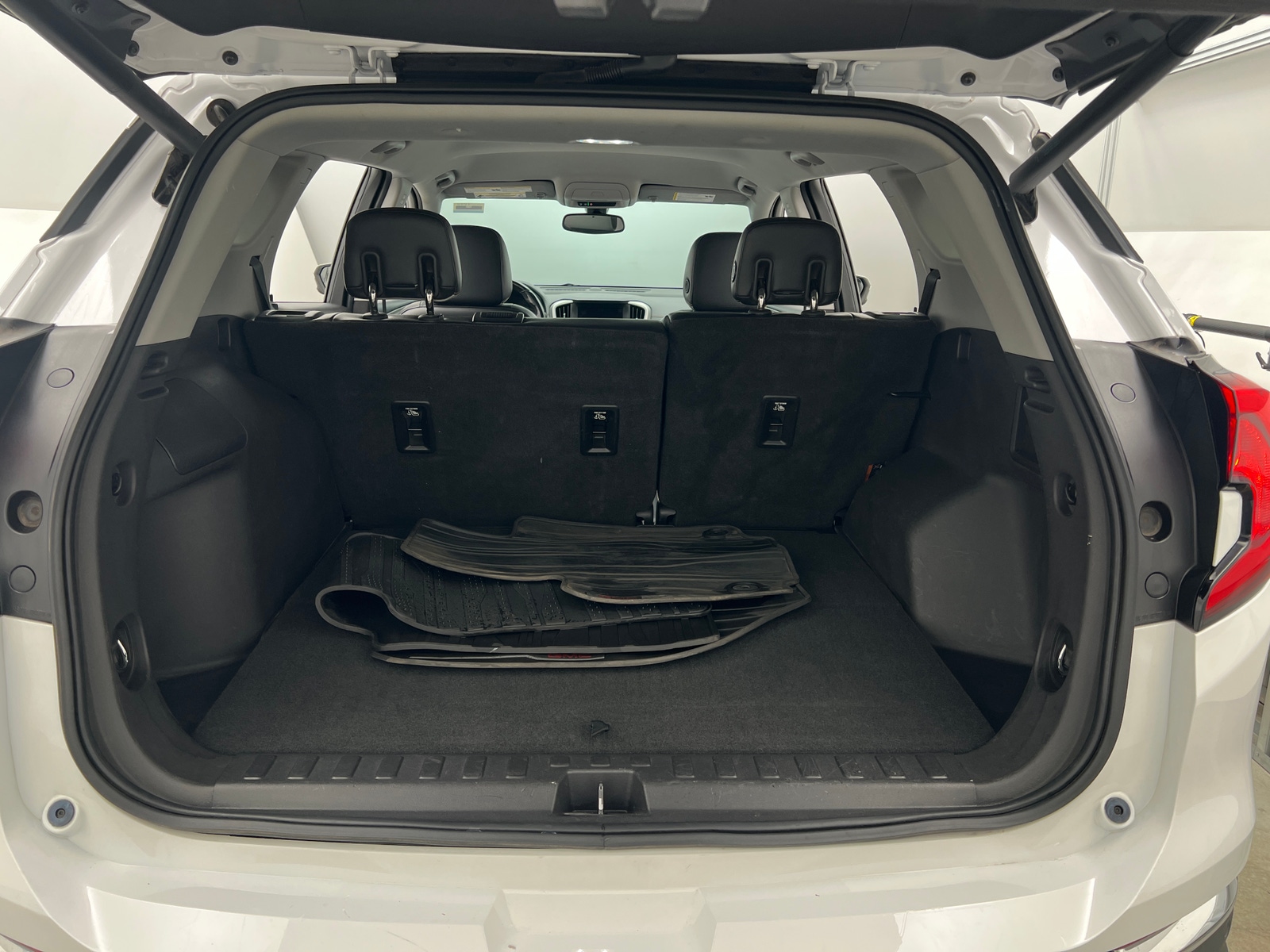 Thumbnail: 2018 GMC Terrain - 6