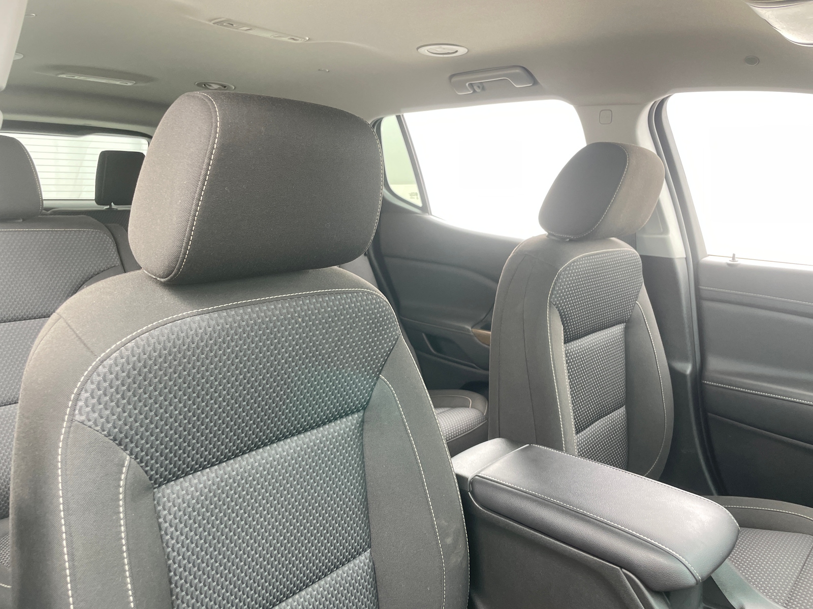 Thumbnail: 2023 GMC Acadia - 2