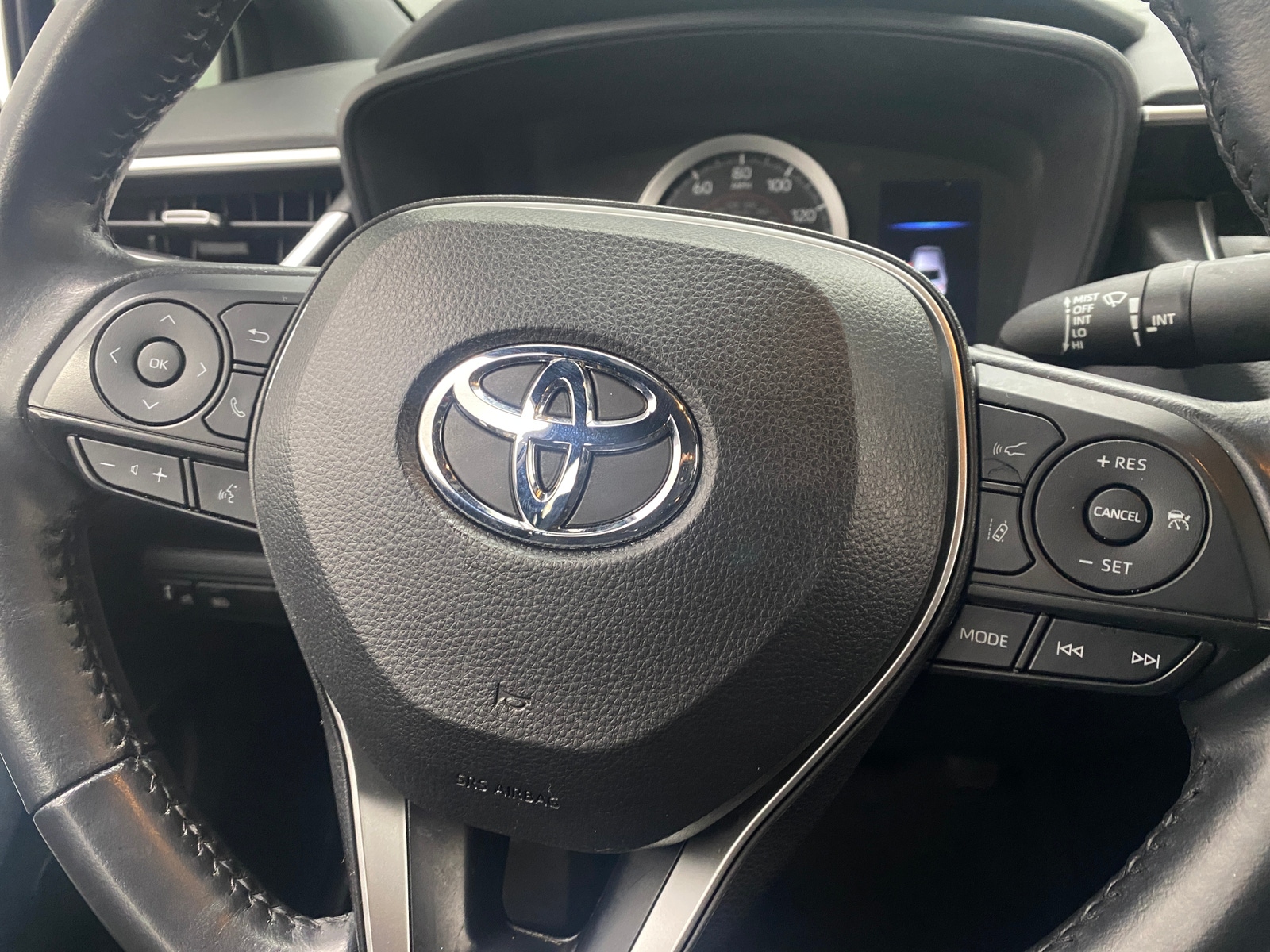 Thumbnail: 2022 Toyota Corolla - 5