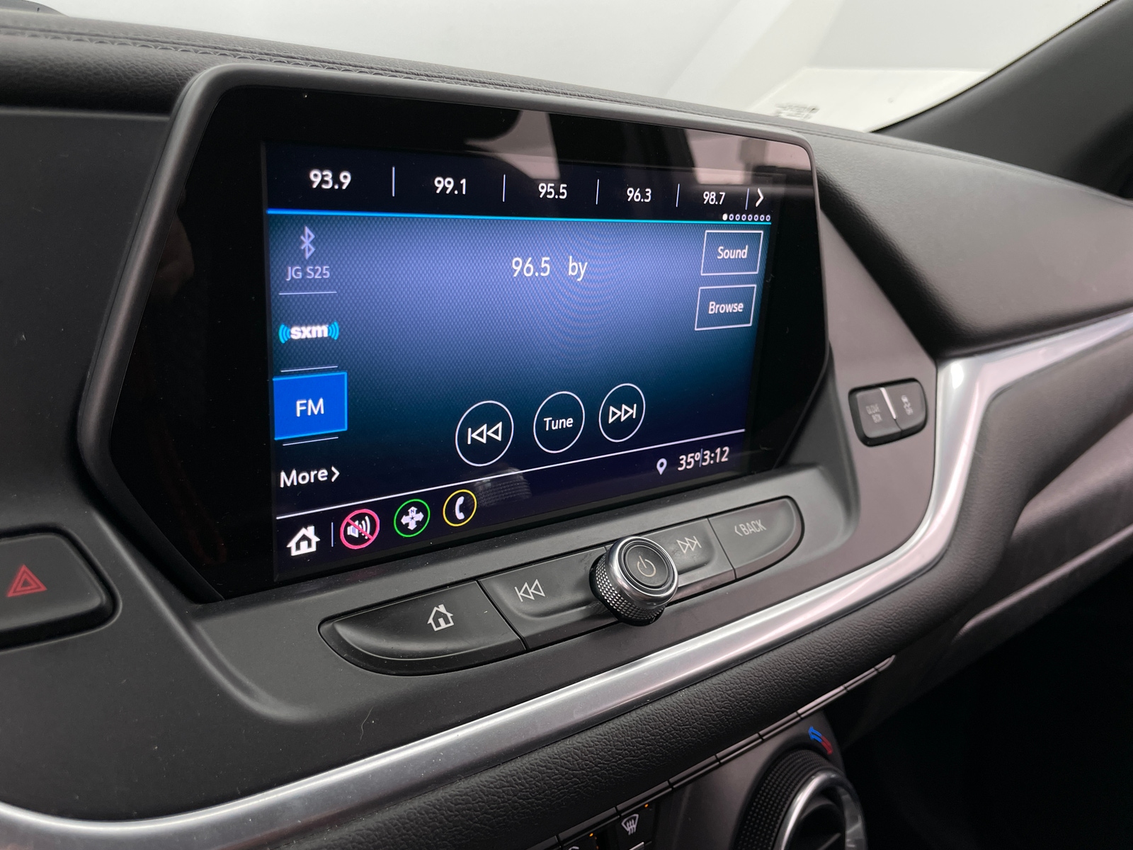 Thumbnail: 2020 Chevrolet Blazer - 4