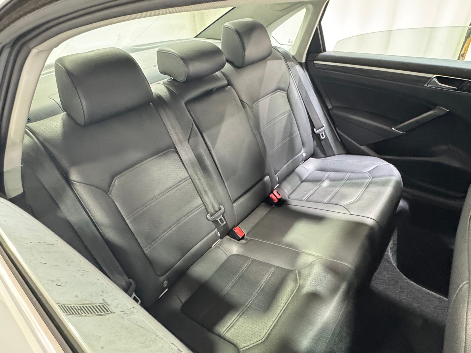 Thumbnail: 2017 Volkswagen Passat - 5