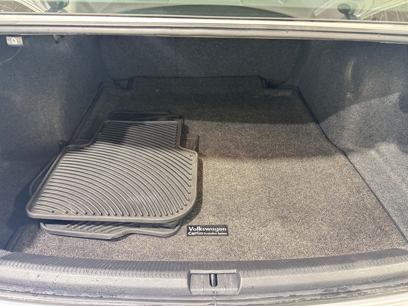 Thumbnail: 2017 Volkswagen Passat - 6