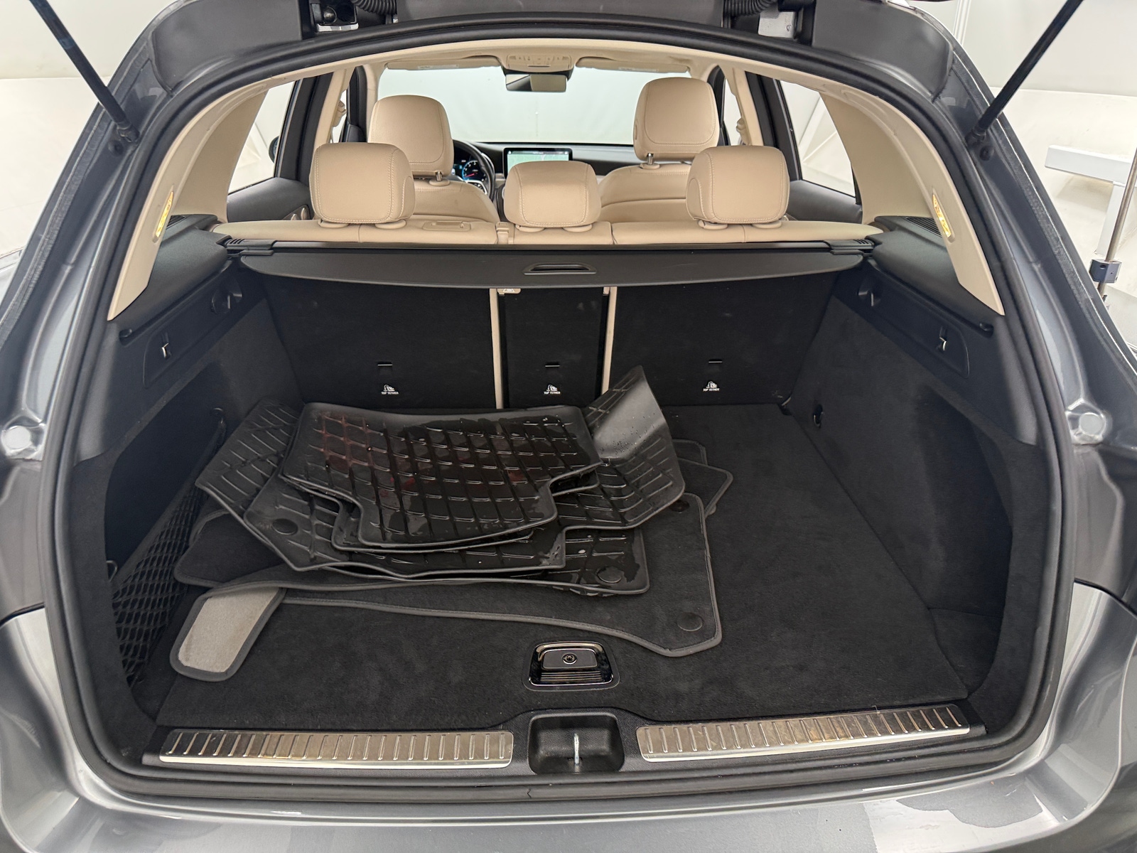 Thumbnail: 2021 Mercedes-Benz GLC - 6