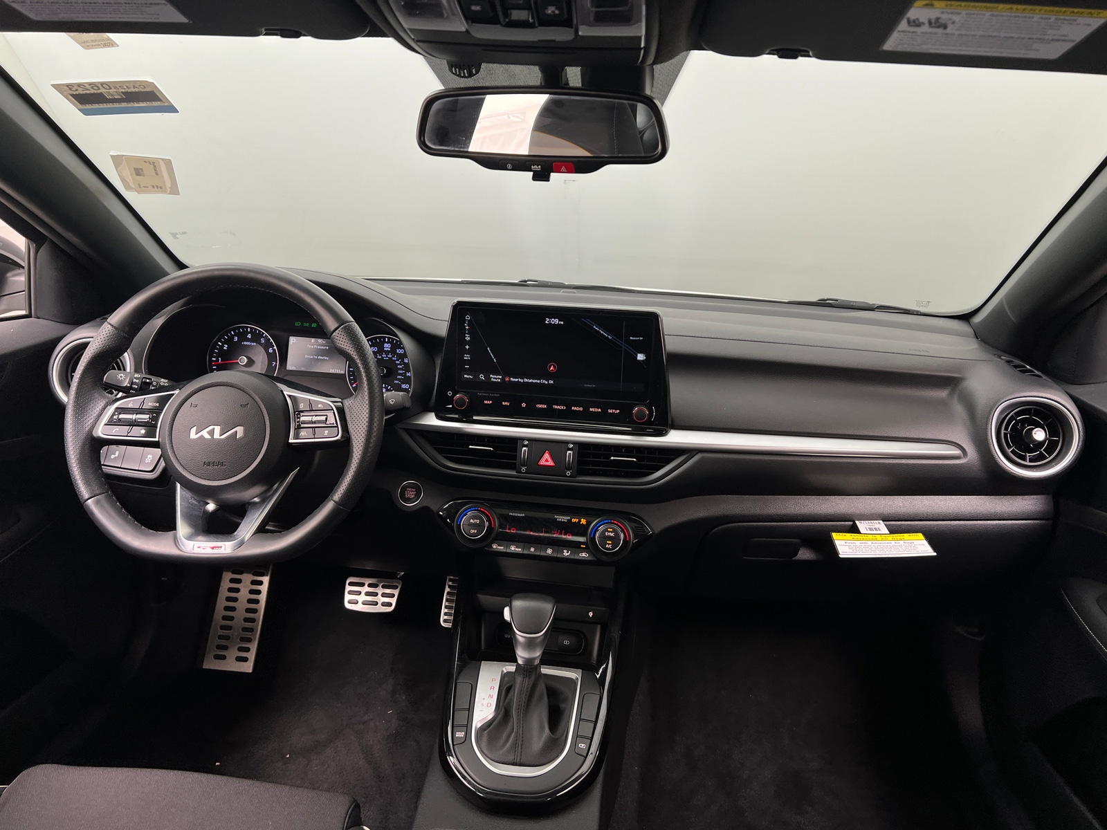 Thumbnail: 2024 Kia Forte - 3