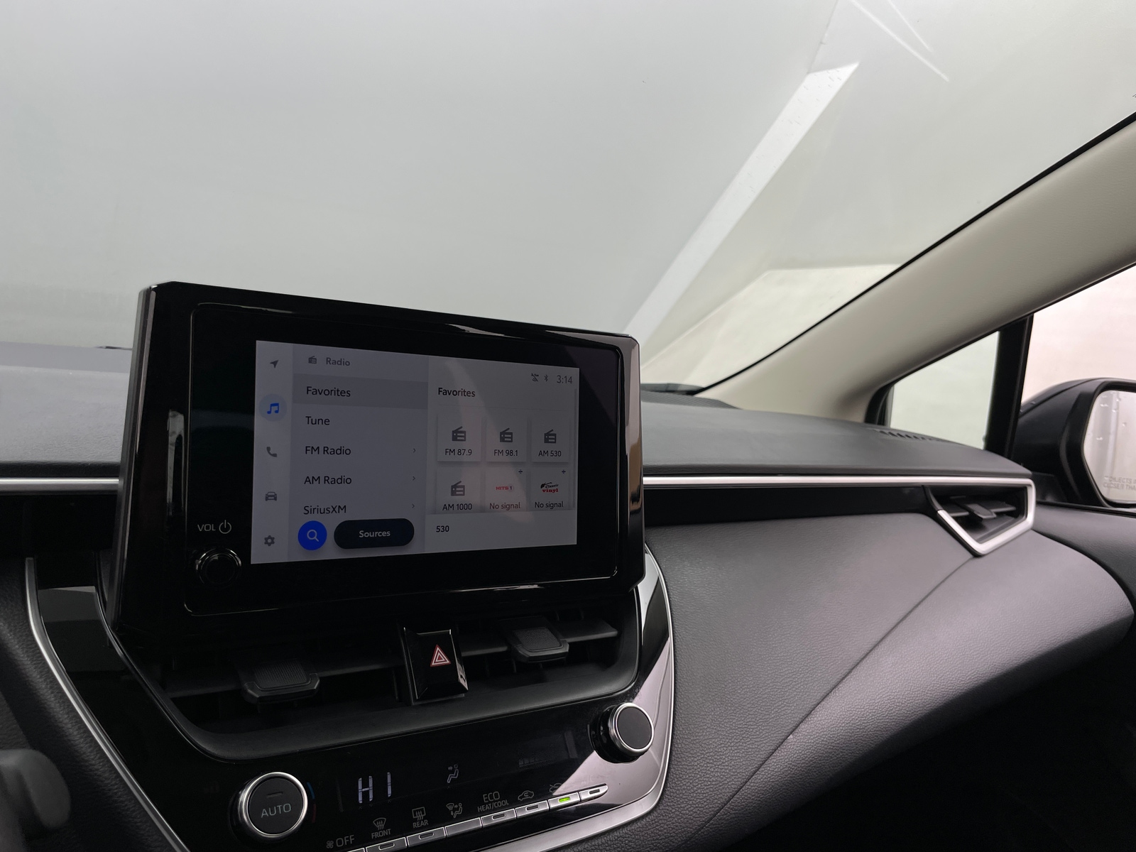 Thumbnail: 2025 Toyota Corolla - 4