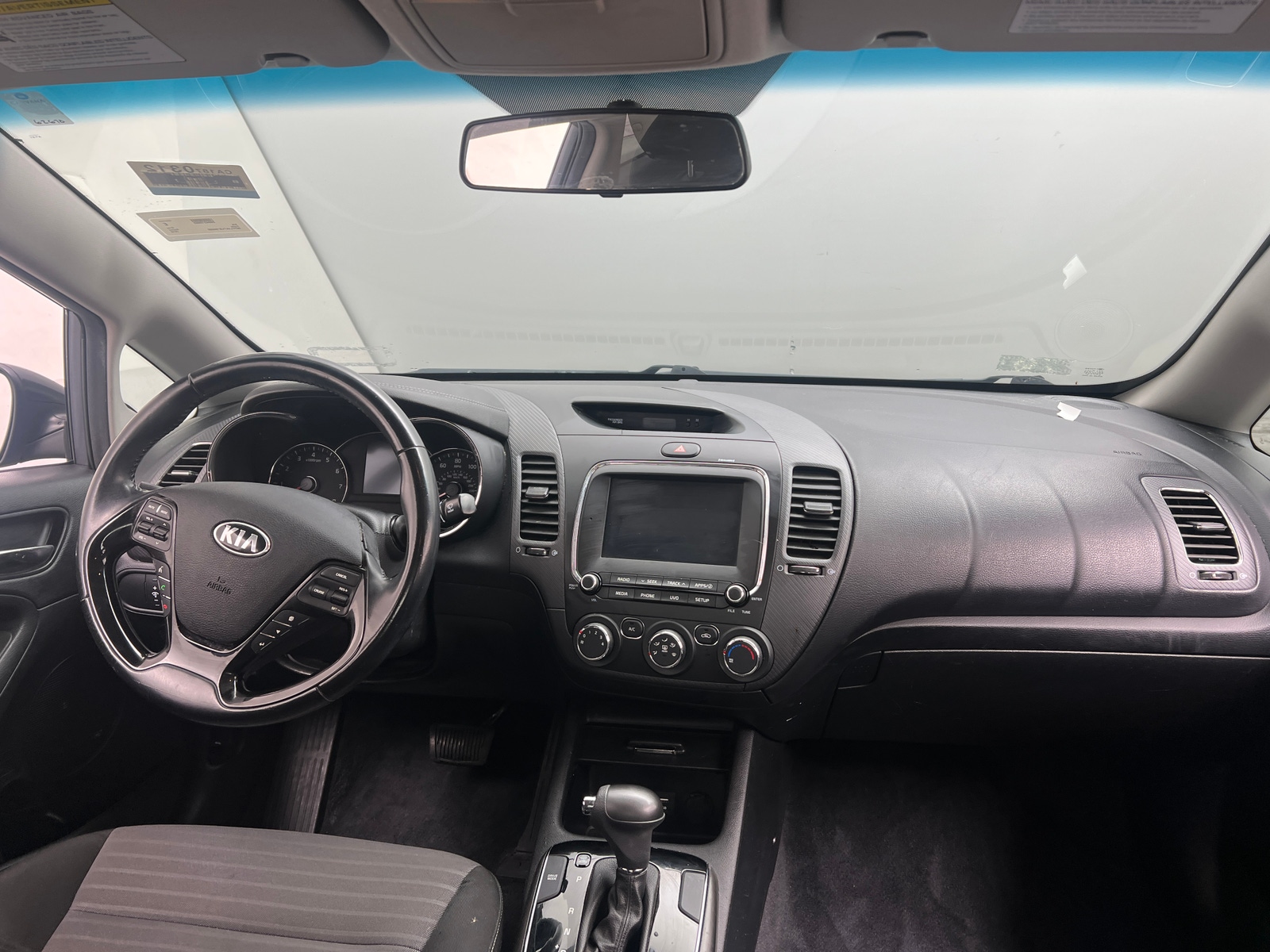 Thumbnail: 2018 Kia Forte - 3