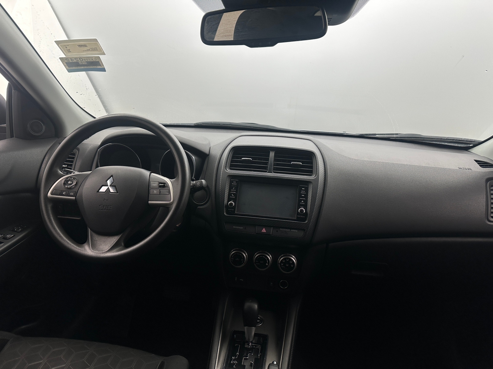 Thumbnail: 2023 Mitsubishi Outlander Sport - 3