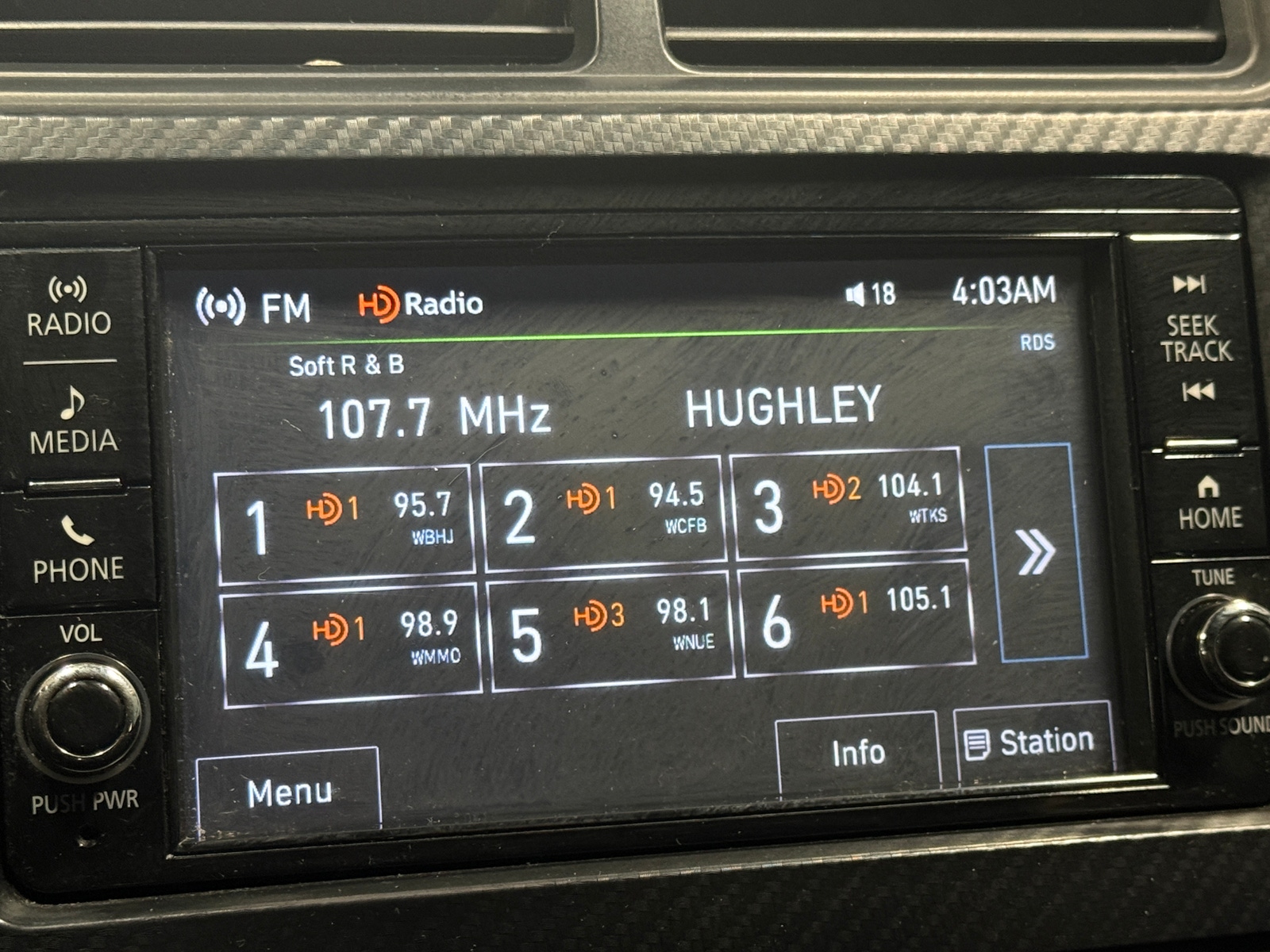 Thumbnail: 2023 Mitsubishi Outlander Sport - 4