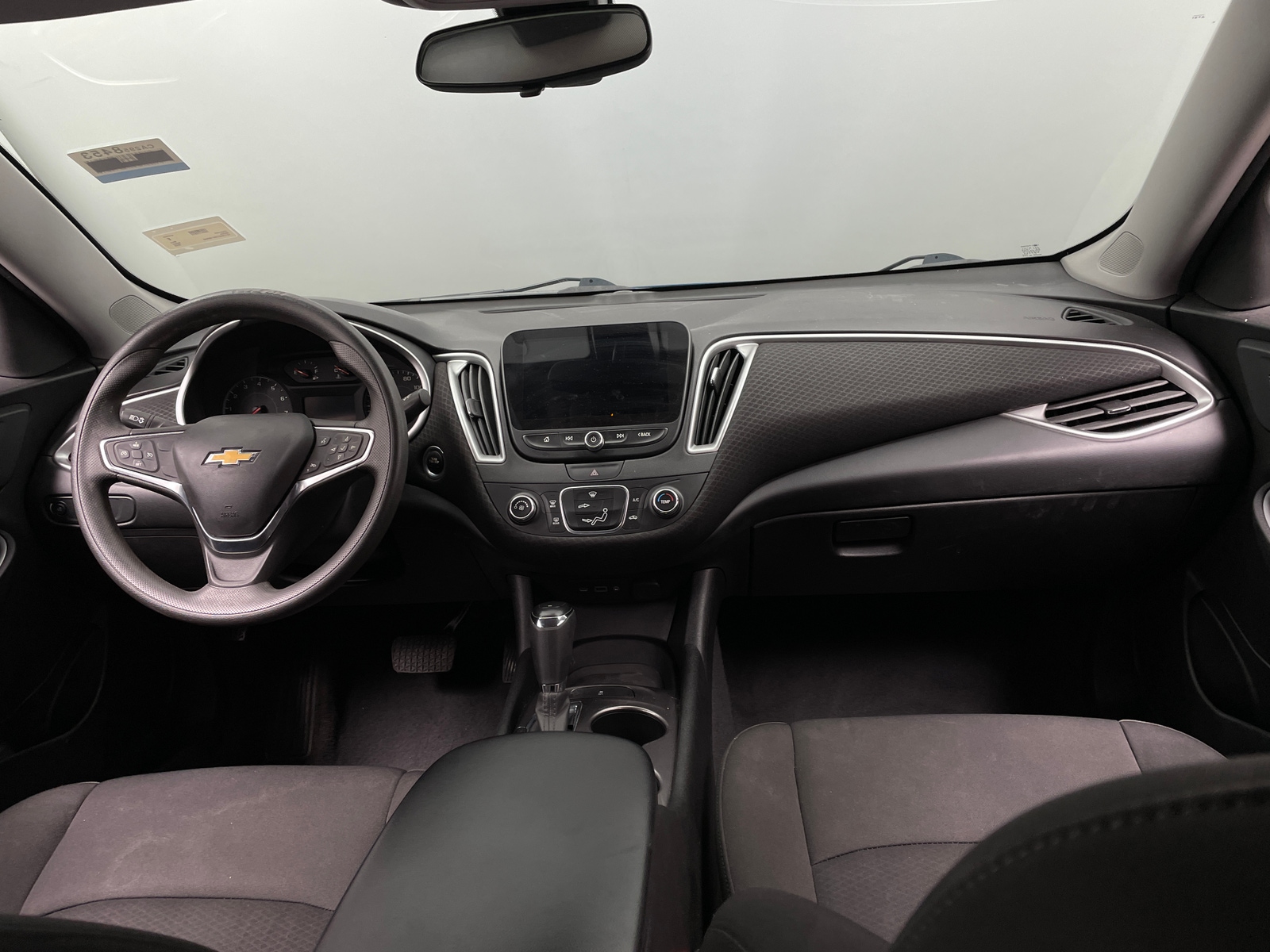 Thumbnail: 2019 Chevrolet Malibu - 3