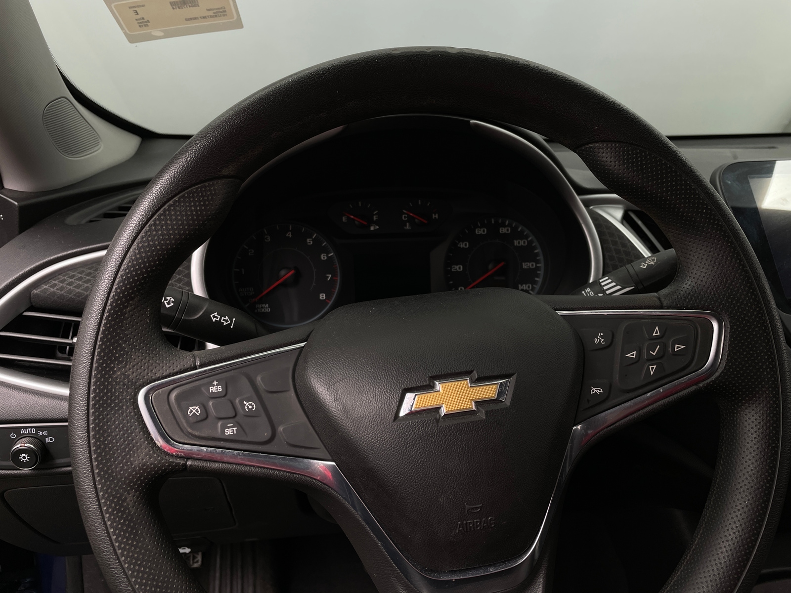 Thumbnail: 2019 Chevrolet Malibu - 5