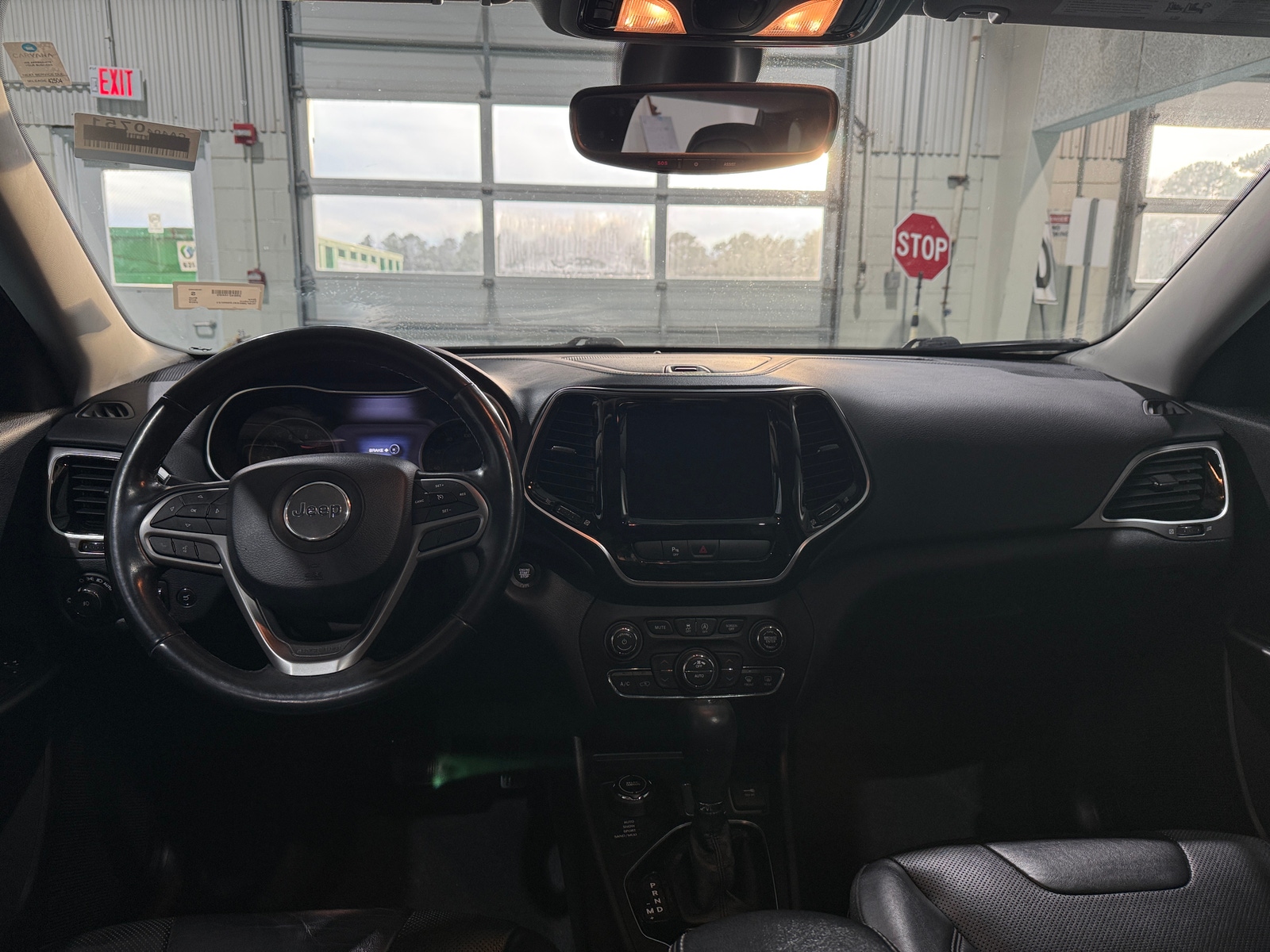 Thumbnail: 2020 Jeep Cherokee - 2