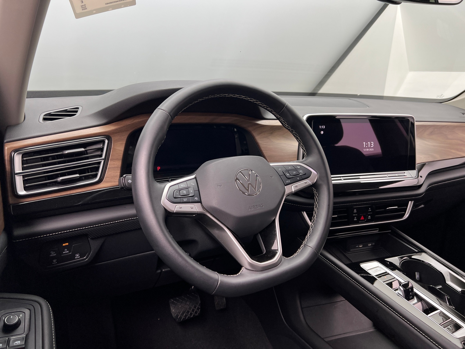 Thumbnail: 2025 Volkswagen Atlas - 5