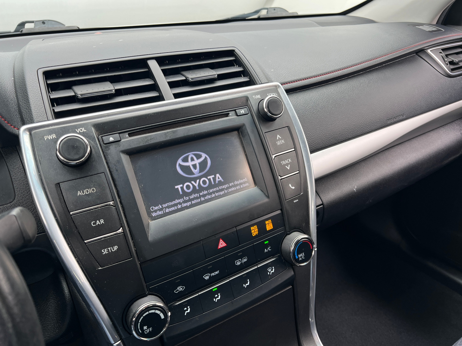 Thumbnail: 2017 Toyota Camry - 4