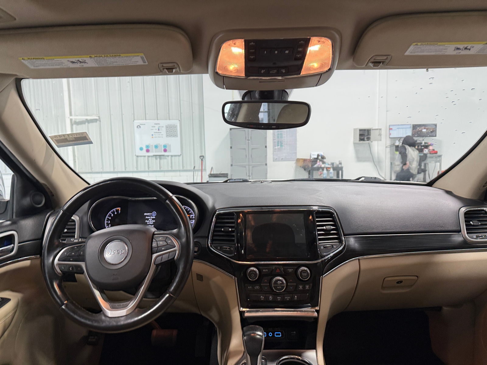 Thumbnail: 2020 Jeep Grand Cherokee - 2