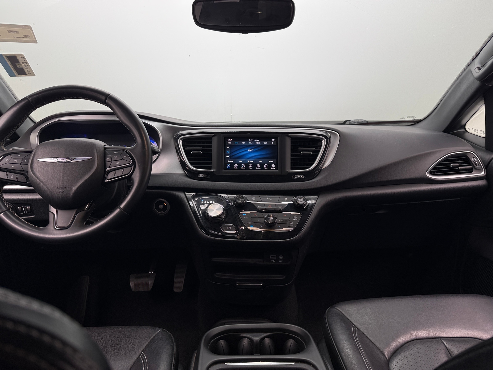 Thumbnail: 2018 Chrysler Pacifica - 2