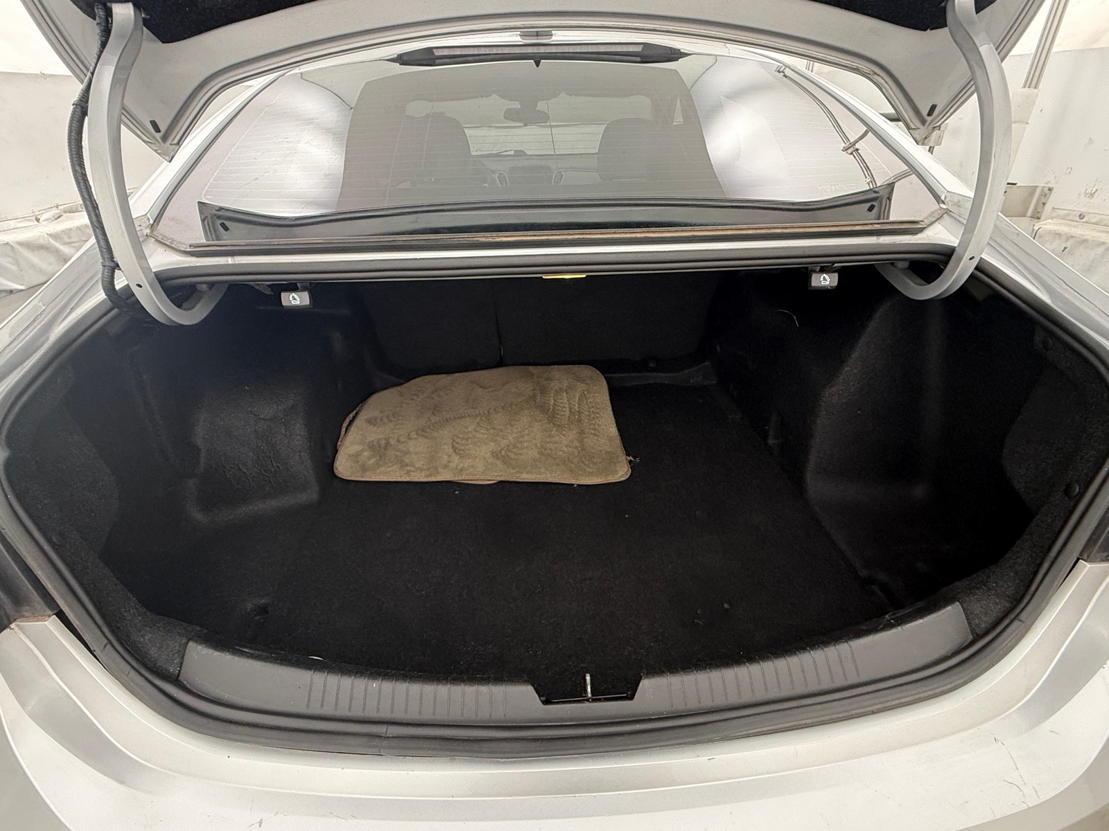 Thumbnail: 2018 Chevrolet Malibu - 7