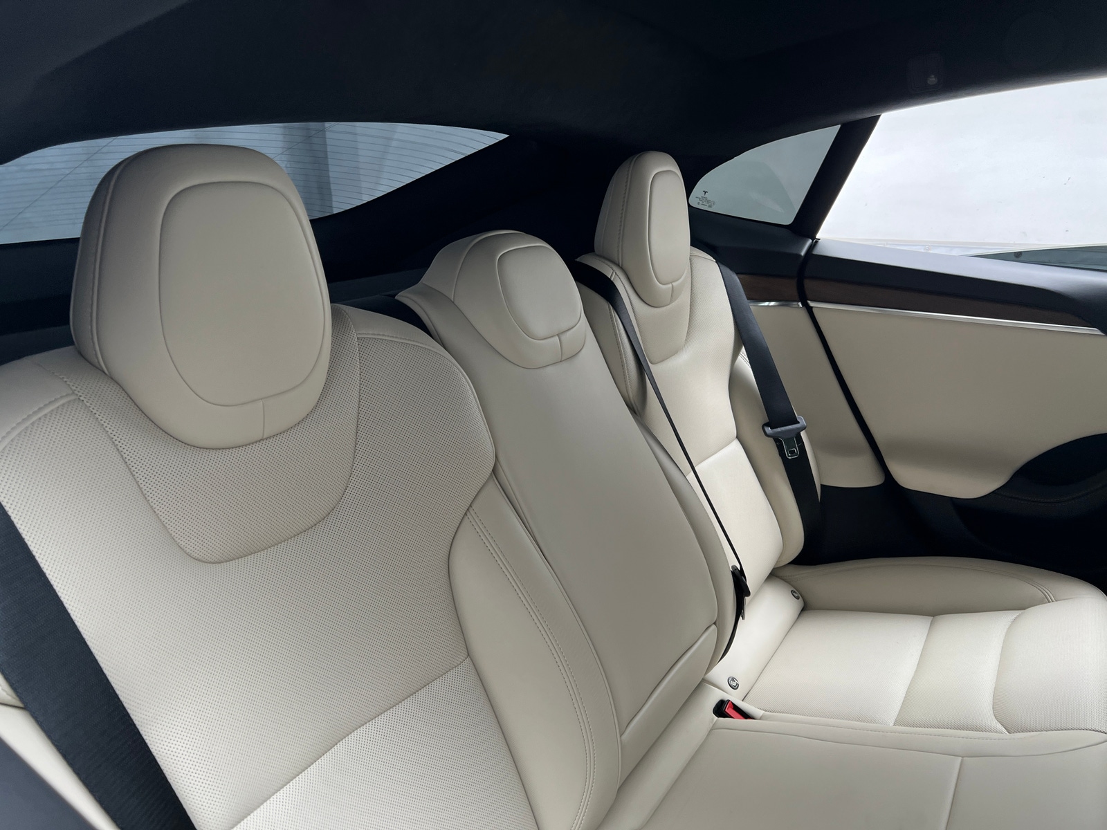 Thumbnail: 2023 Tesla Model S - 5