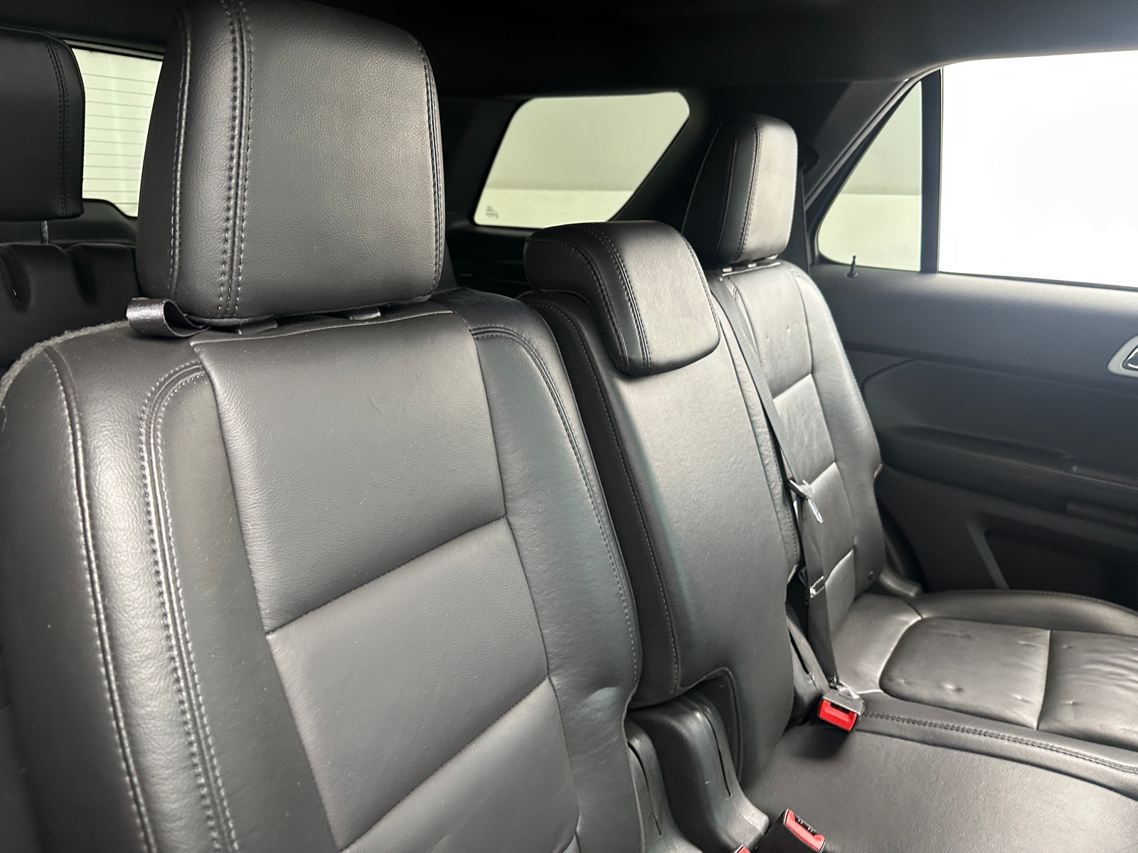 Thumbnail: 2015 Ford Explorer - 5