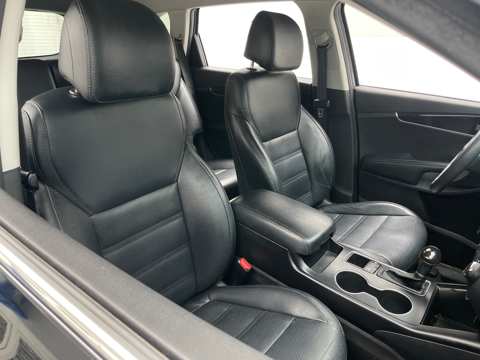 Thumbnail: 2017 Kia Sorento - 2