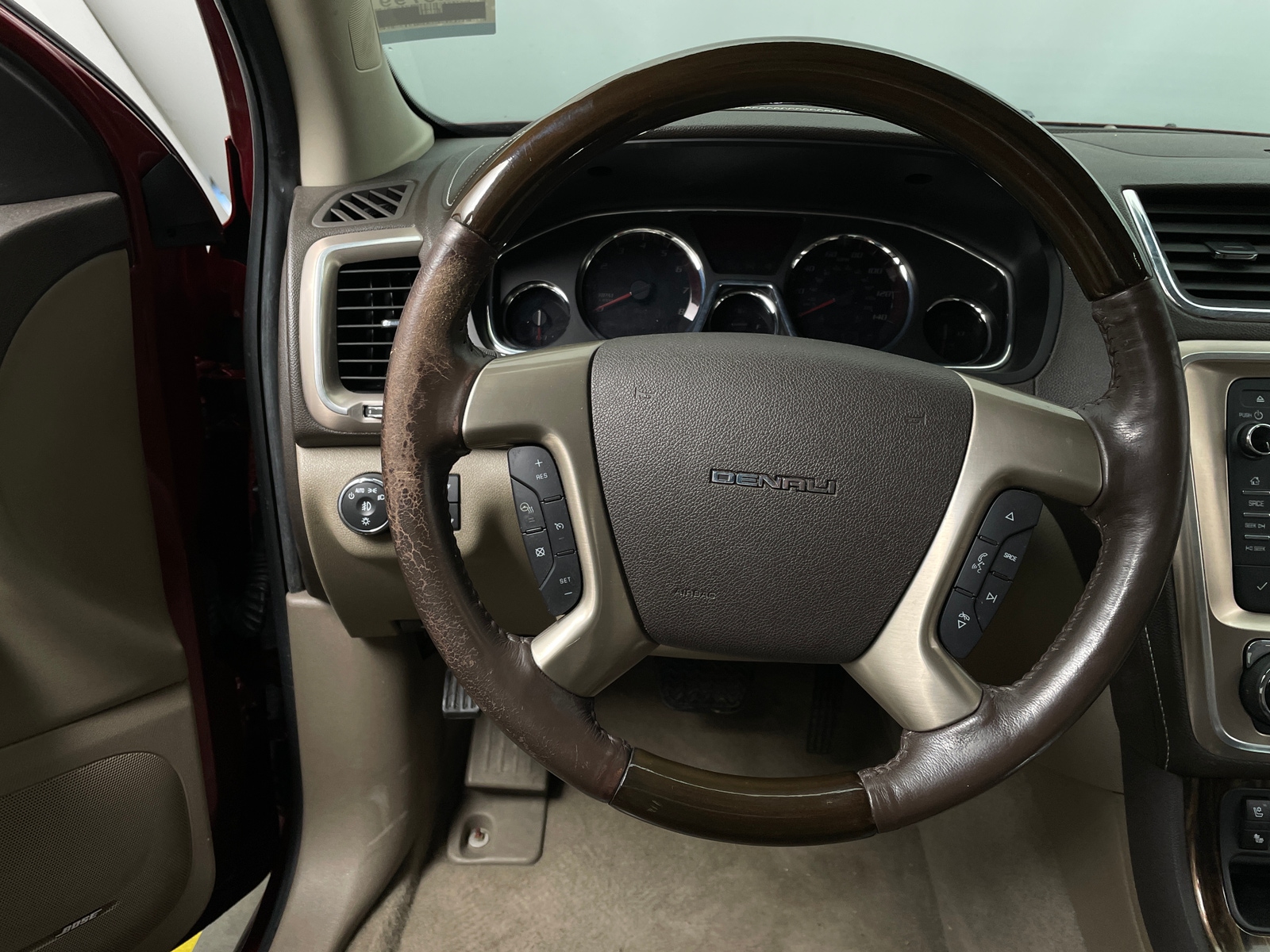 Thumbnail: 2015 GMC Acadia - 4