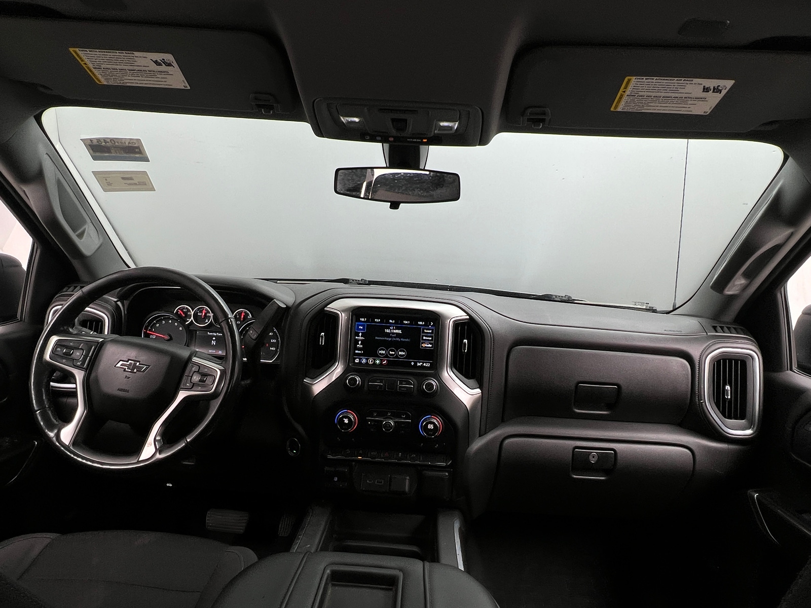 Thumbnail: 2019 Chevrolet Silverado 1500 - 3