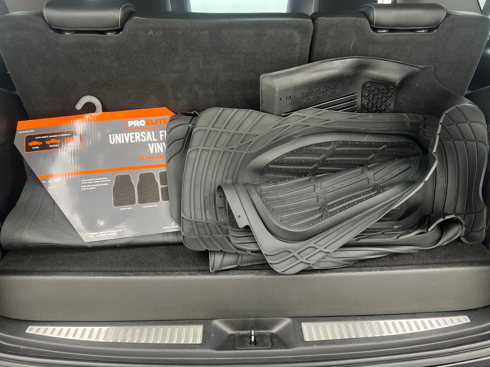 Thumbnail: 2018 Chevrolet Tahoe - 6