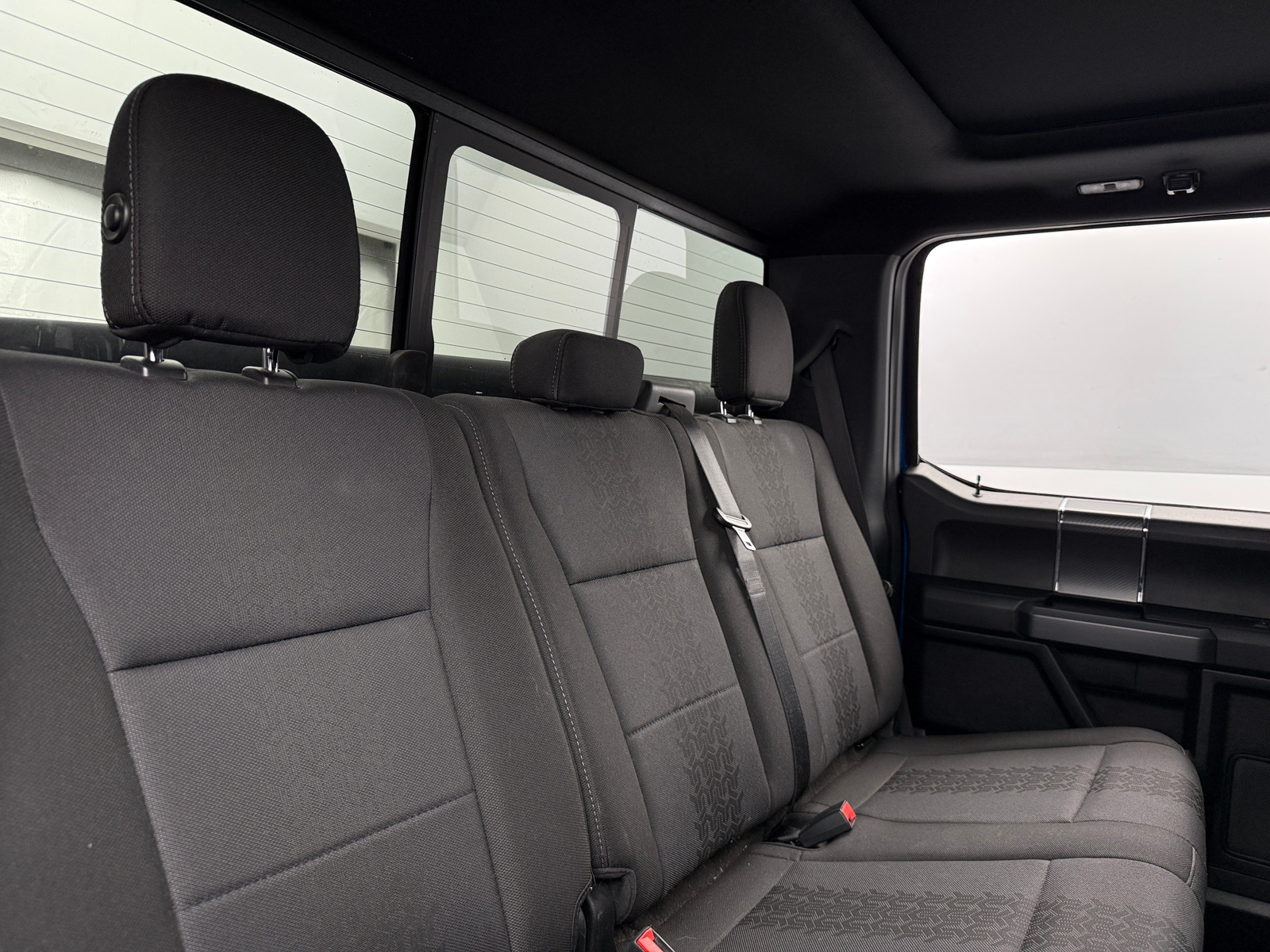 Thumbnail: 2019 Ford Econoline - 6