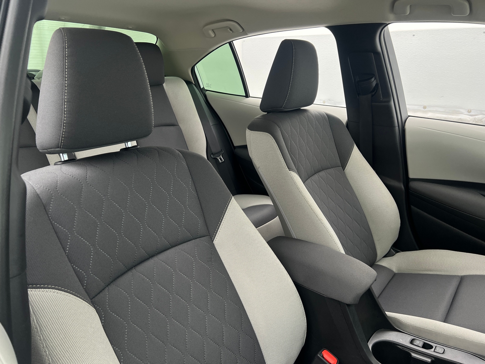 Thumbnail: 2025 Toyota Corolla - 2