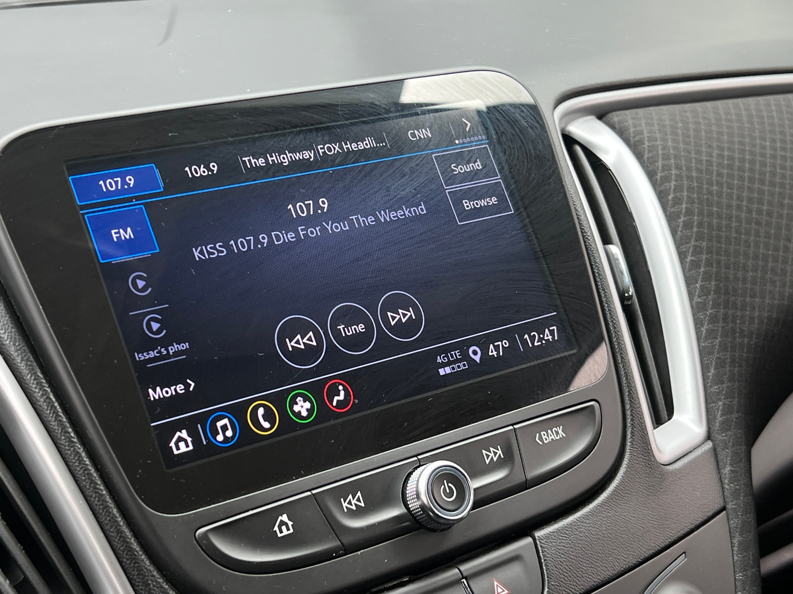 Thumbnail: 2024 Chevrolet Malibu - 4