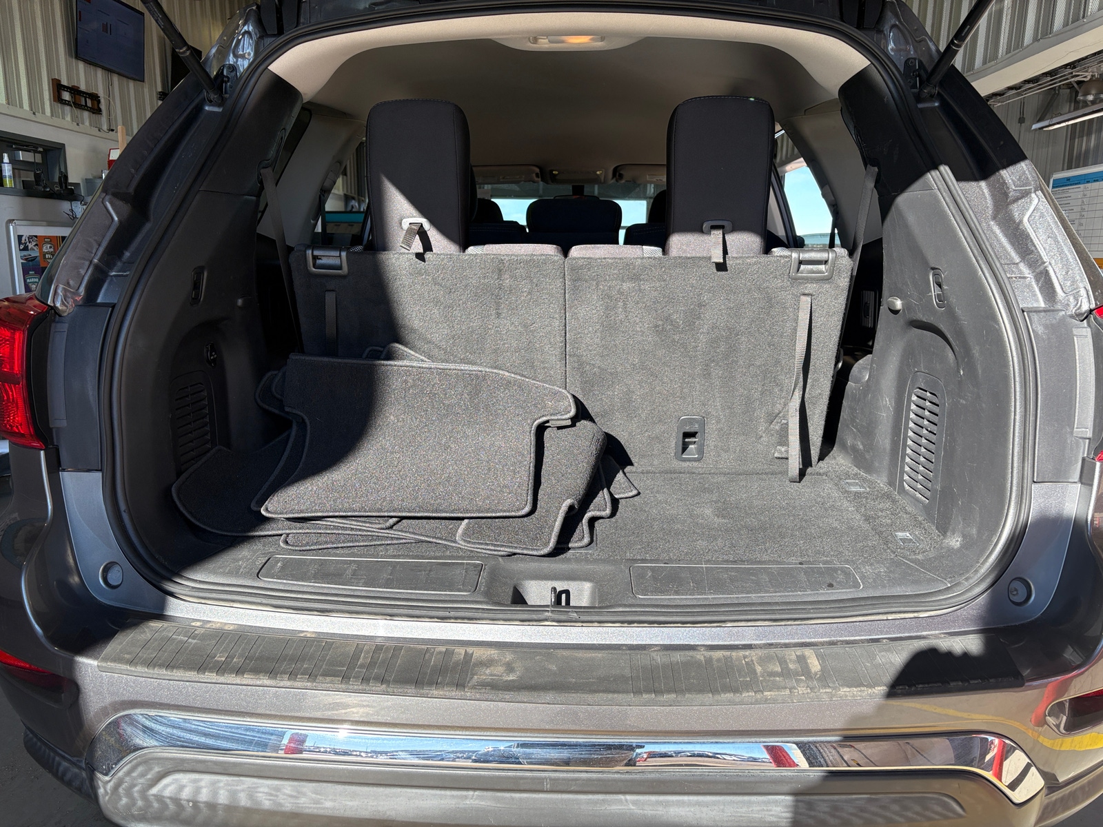 Thumbnail: 2018 Nissan Pathfinder - 7