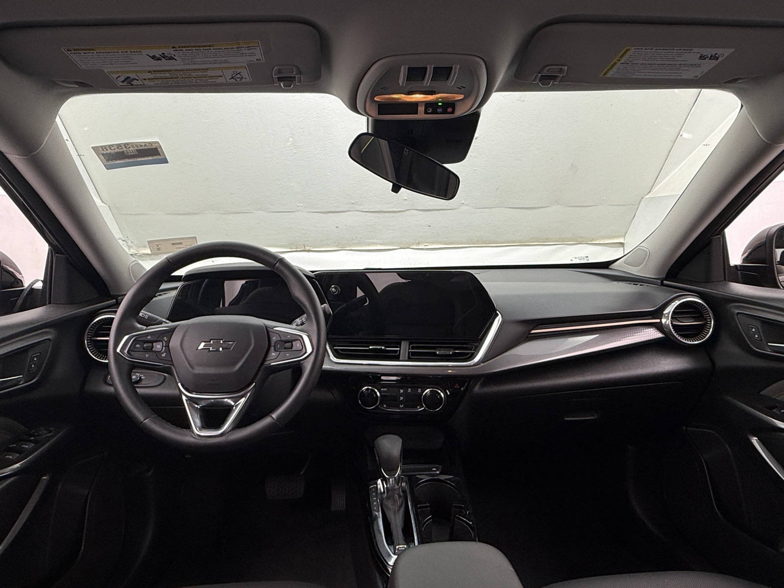 Thumbnail: 2025 Chevrolet Trax - 2