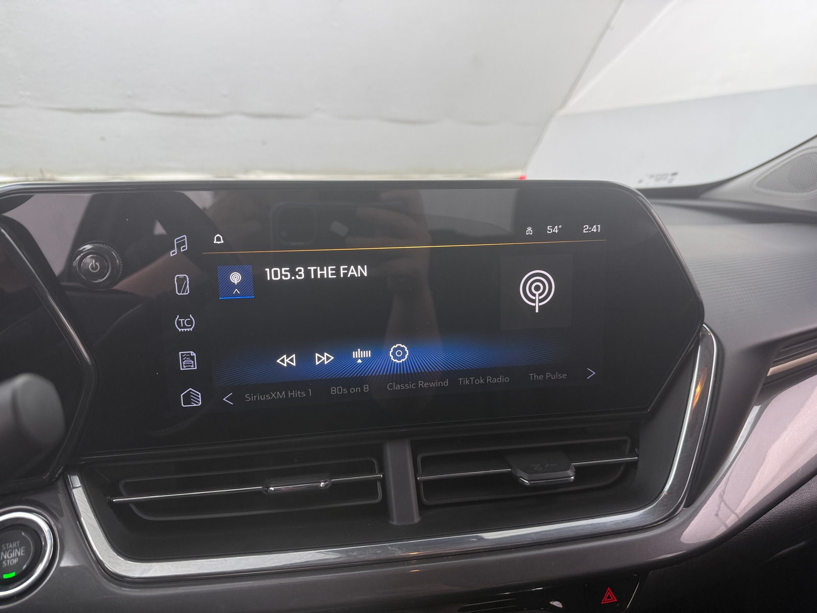 Thumbnail: 2025 Chevrolet Trax - 3