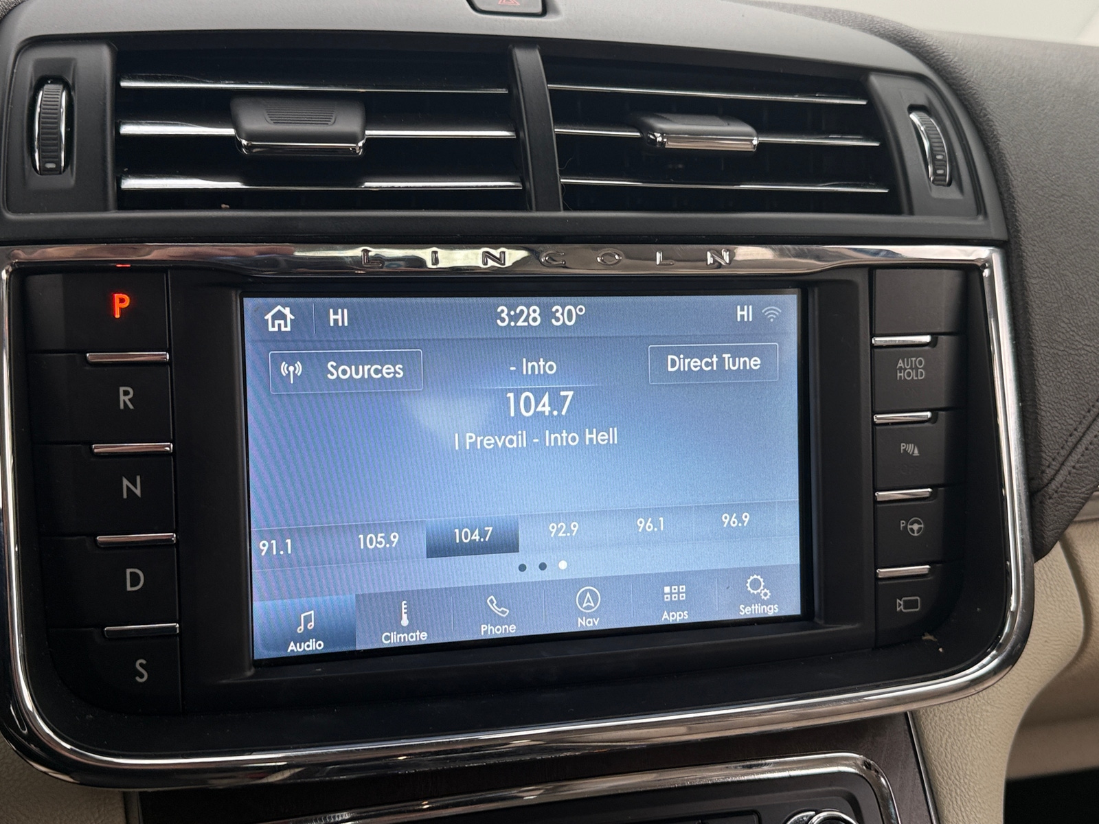 Thumbnail: 2020 Lincoln Continental - 3