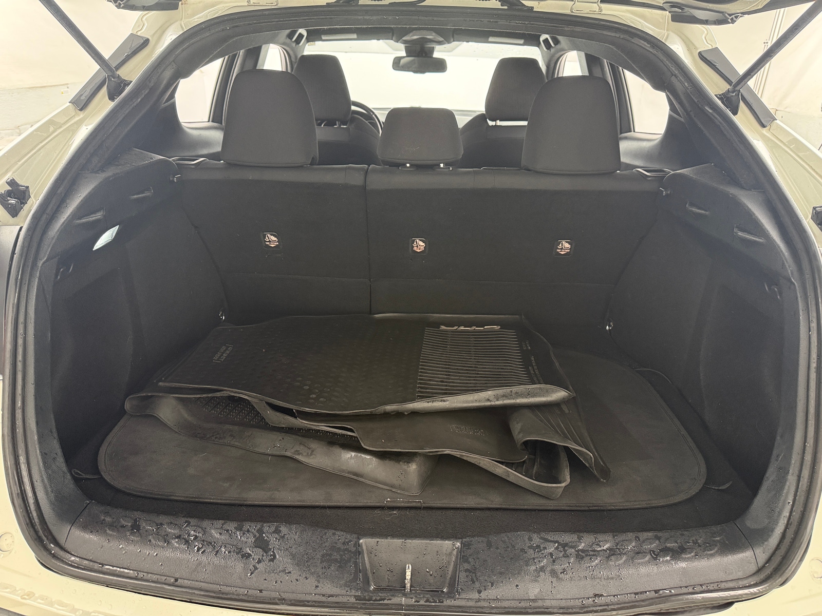 Thumbnail: 2018 Toyota C-HR - 7