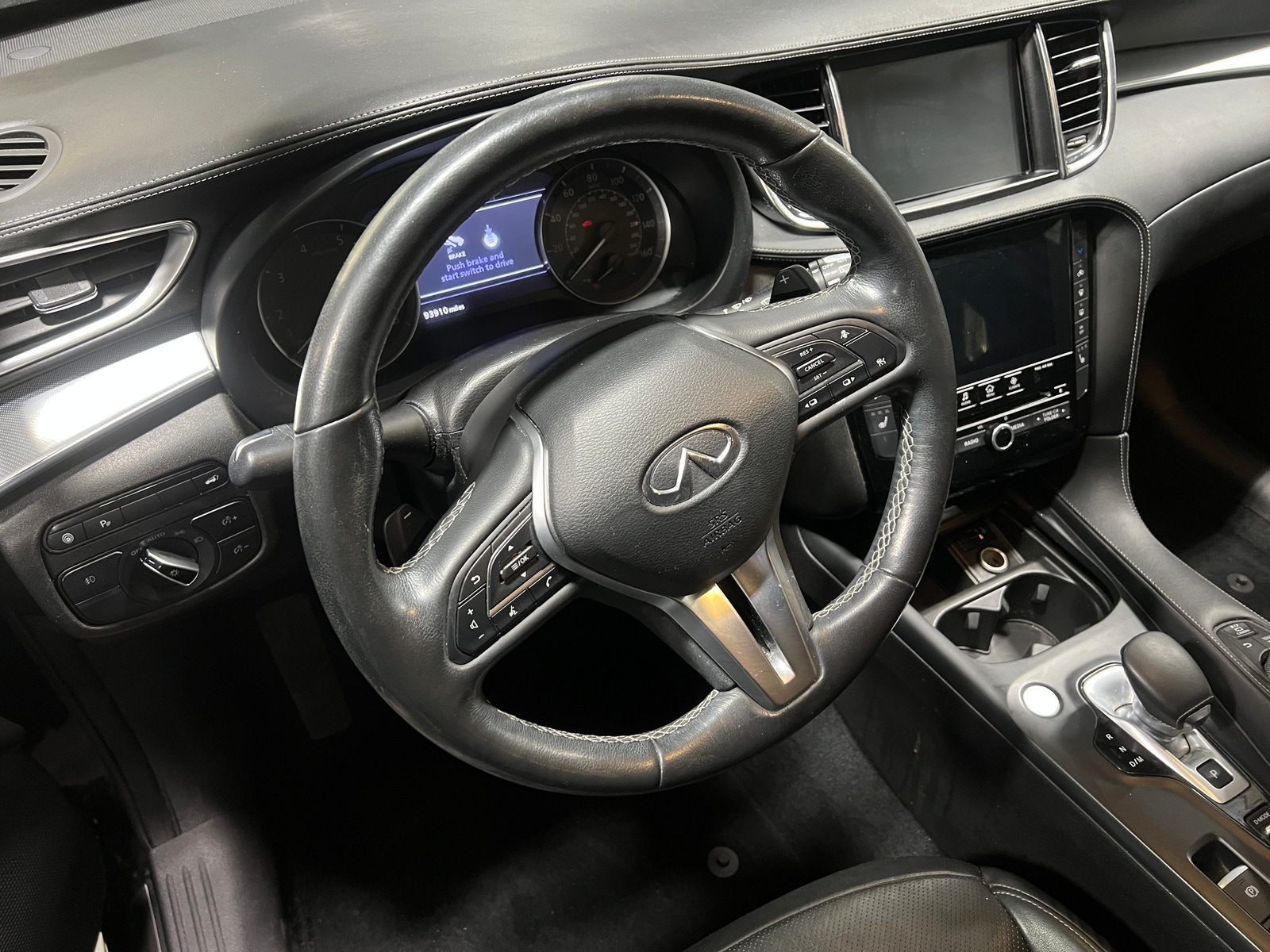 Thumbnail: 2019 INFINITI QX50 - 4