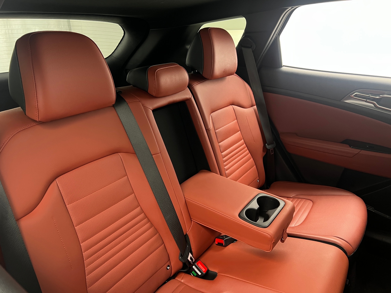 Thumbnail: 2023 Kia Sportage - 5