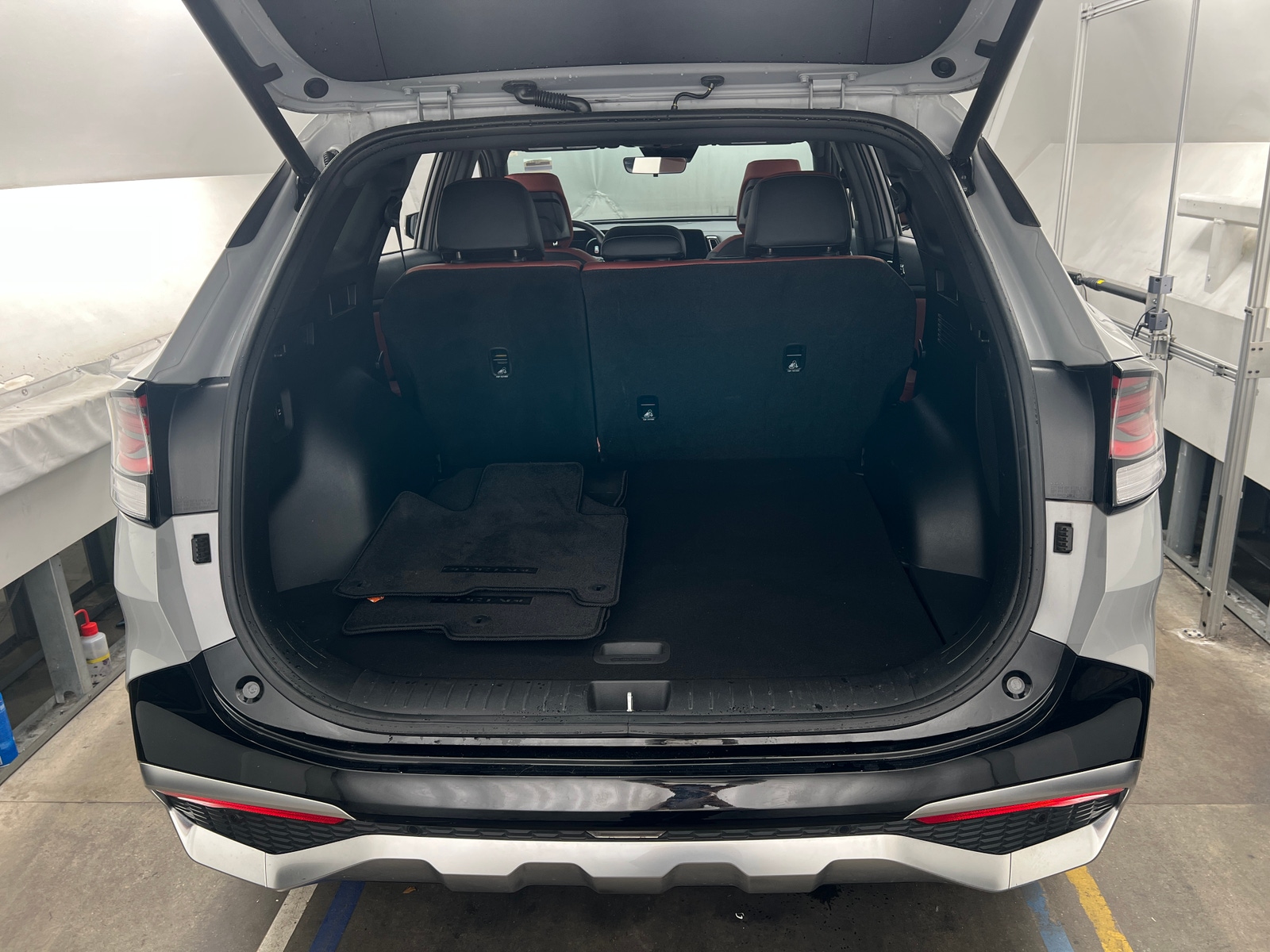 Thumbnail: 2023 Kia Sportage - 6