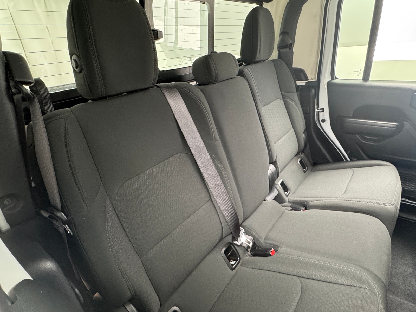 Thumbnail: 2021 Jeep Gladiator - 6