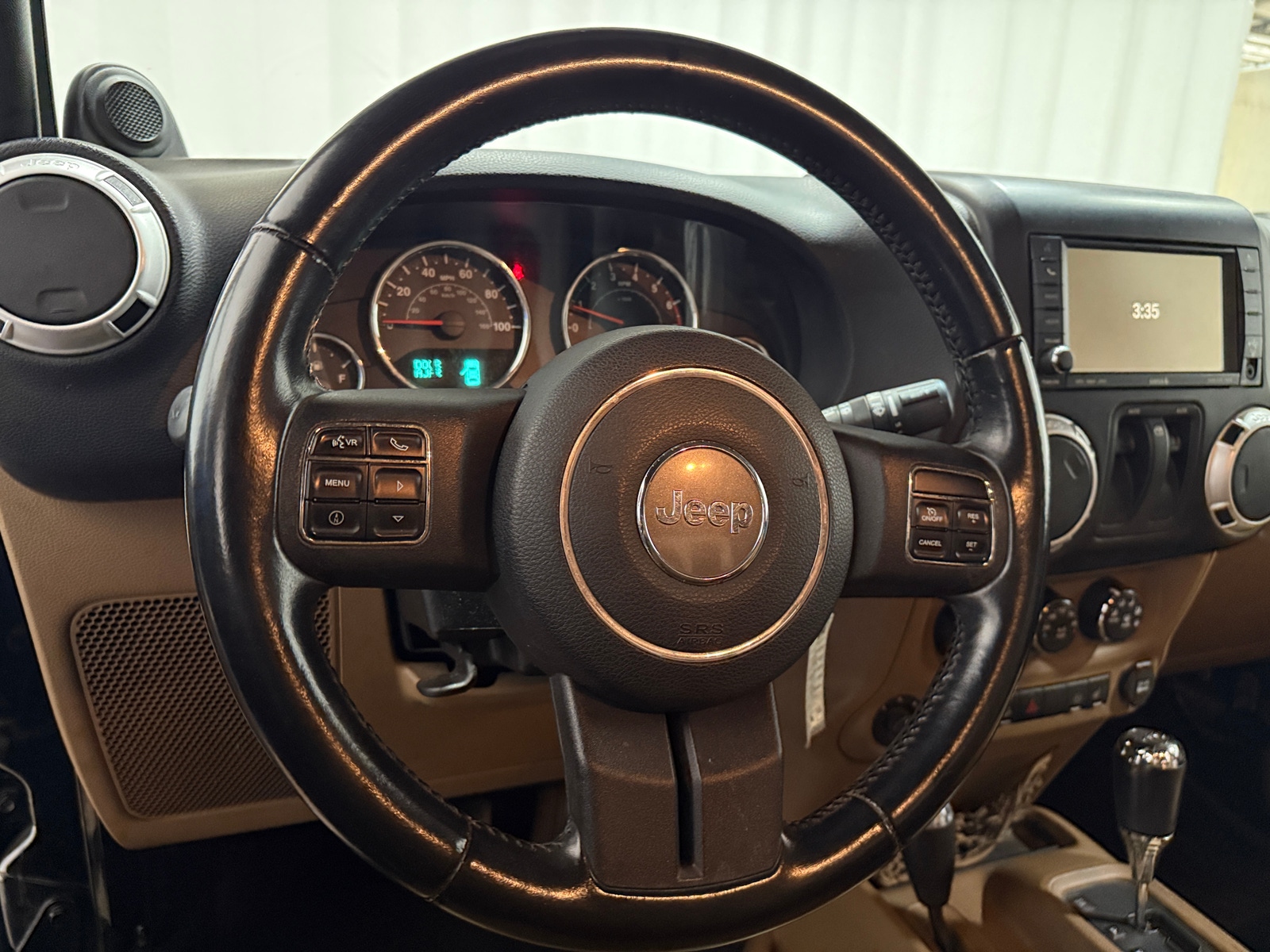 Thumbnail: 2011 Jeep Wrangler - 5