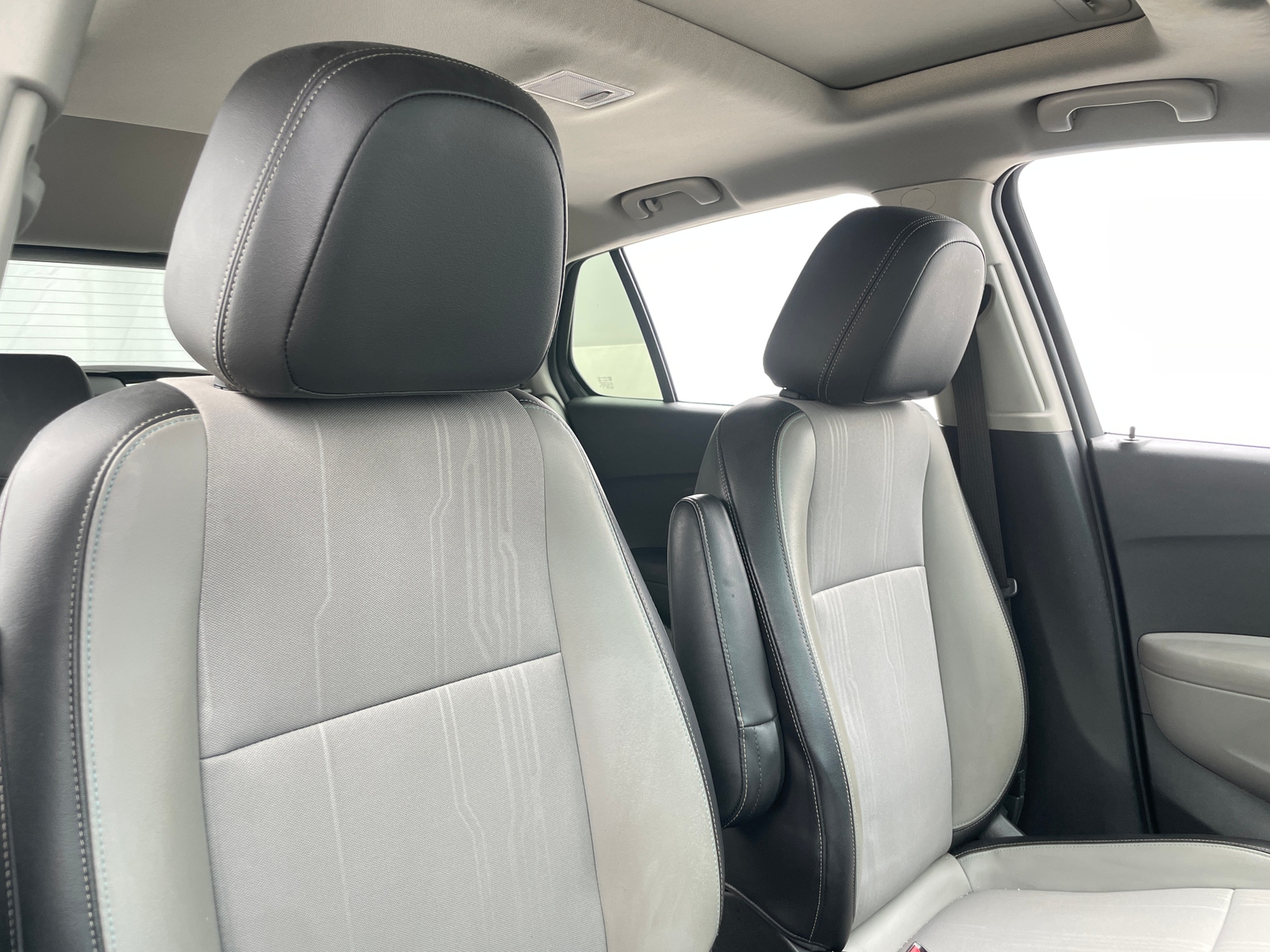 Thumbnail: 2016 Chevrolet Trax - 2