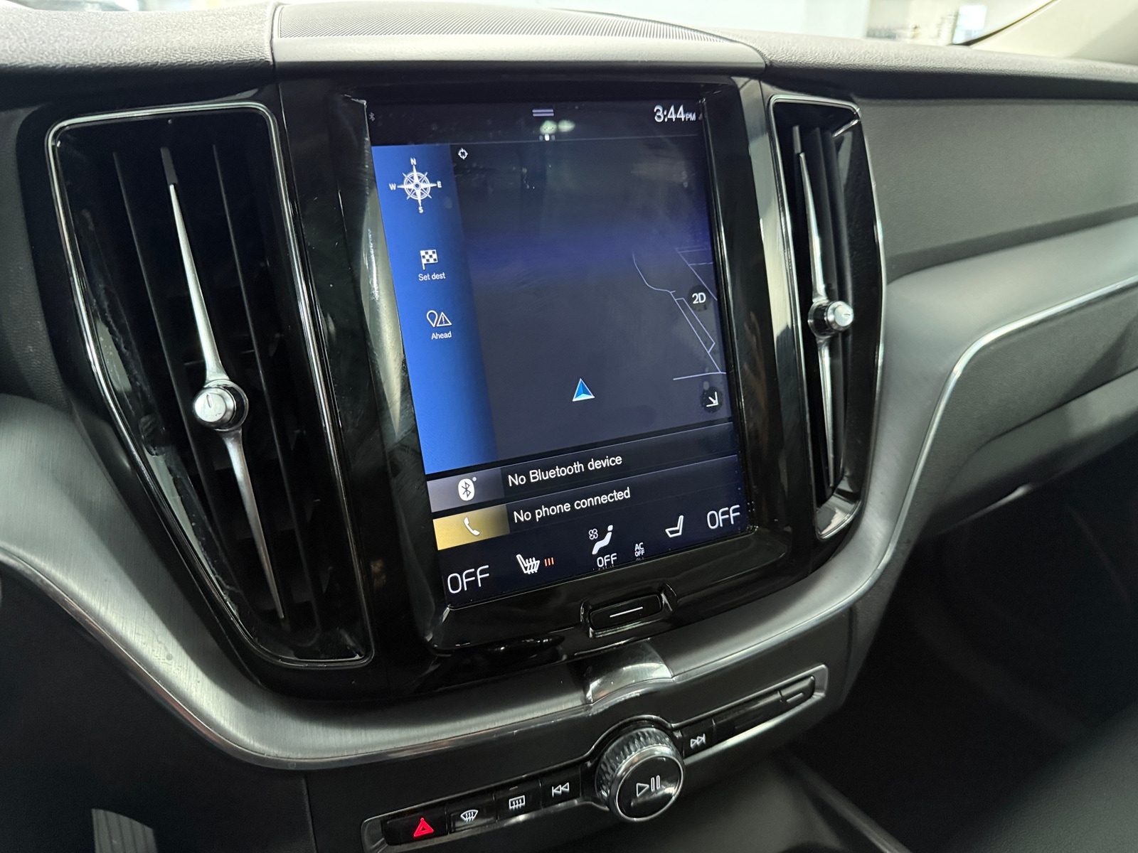 Thumbnail: 2020 Volvo XC60 - 3