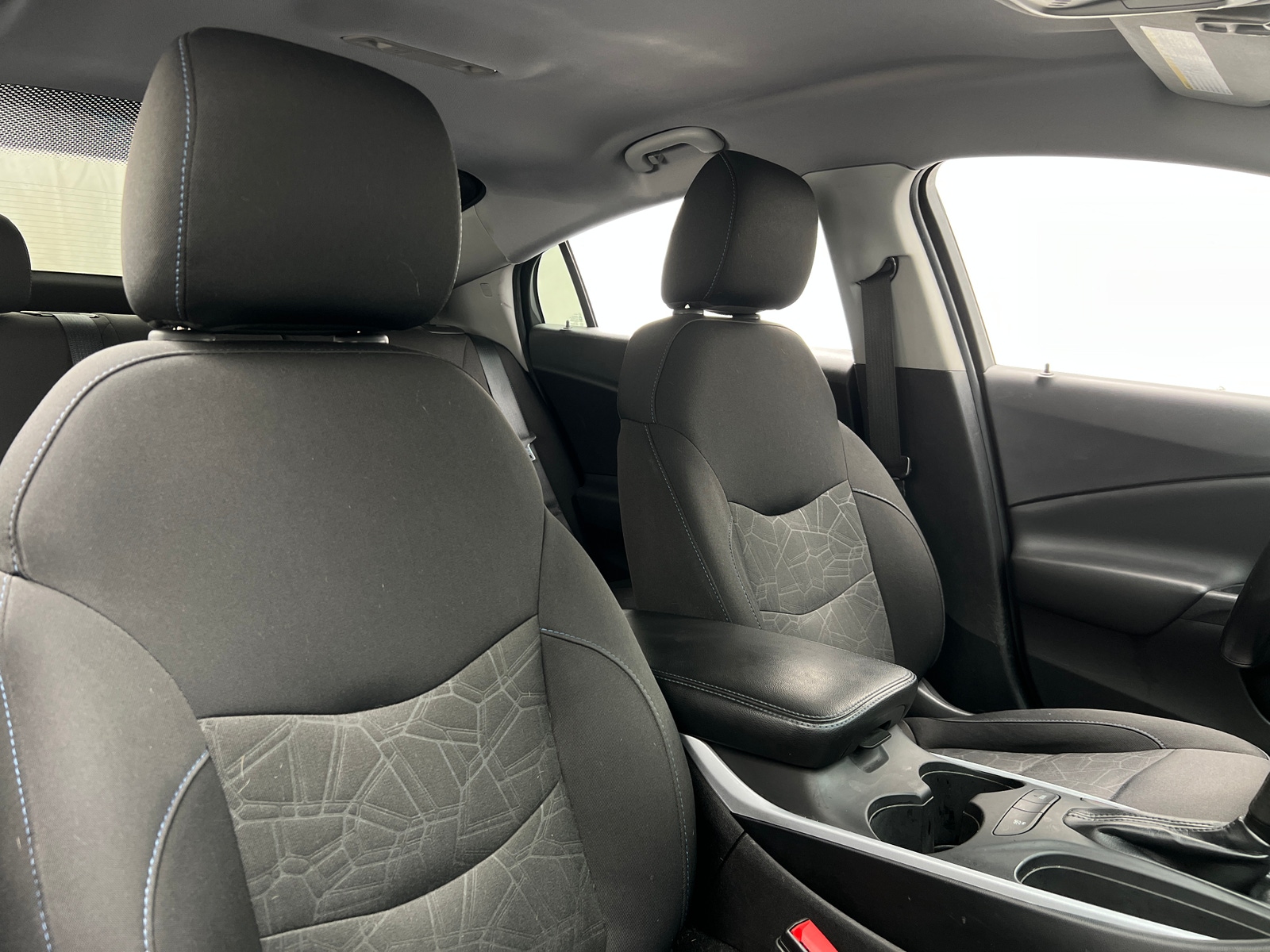 Thumbnail: 2018 Chevrolet Volt - 2