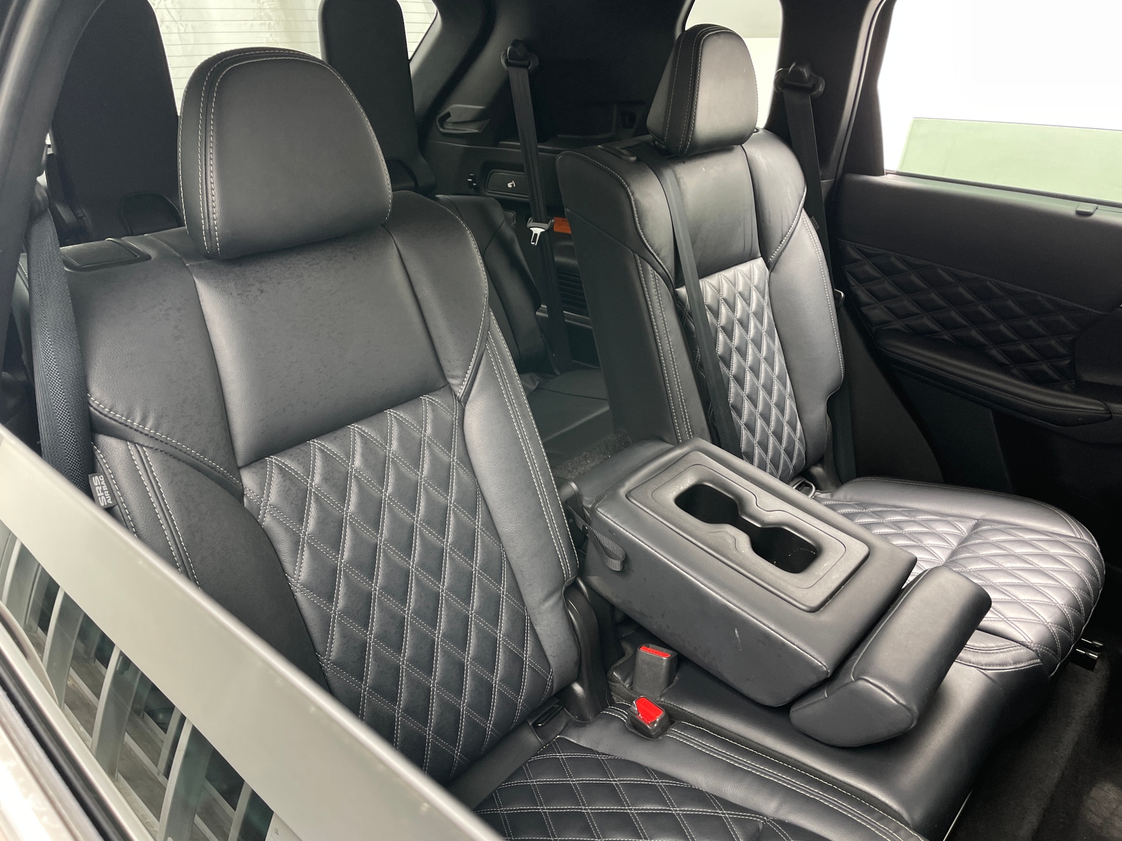 Thumbnail: 2023 Mitsubishi Outlander - 5