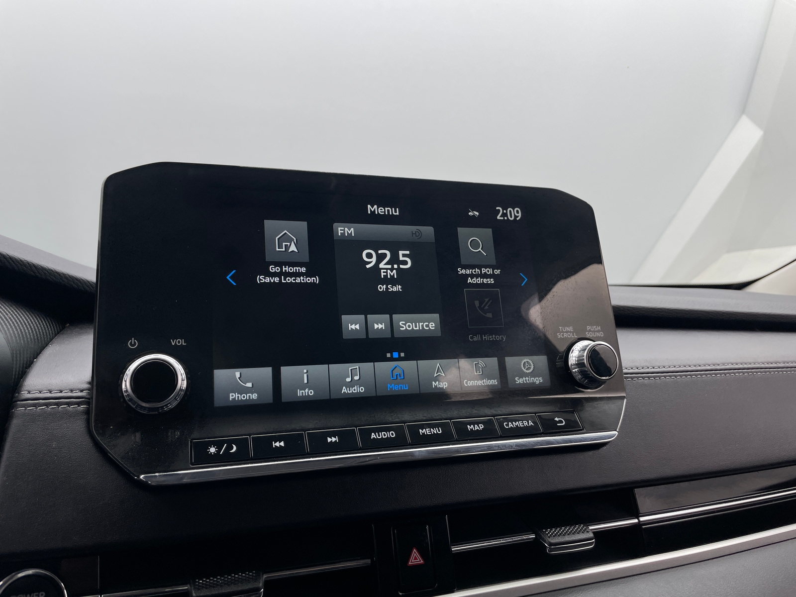 Thumbnail: 2023 Mitsubishi Outlander - 3