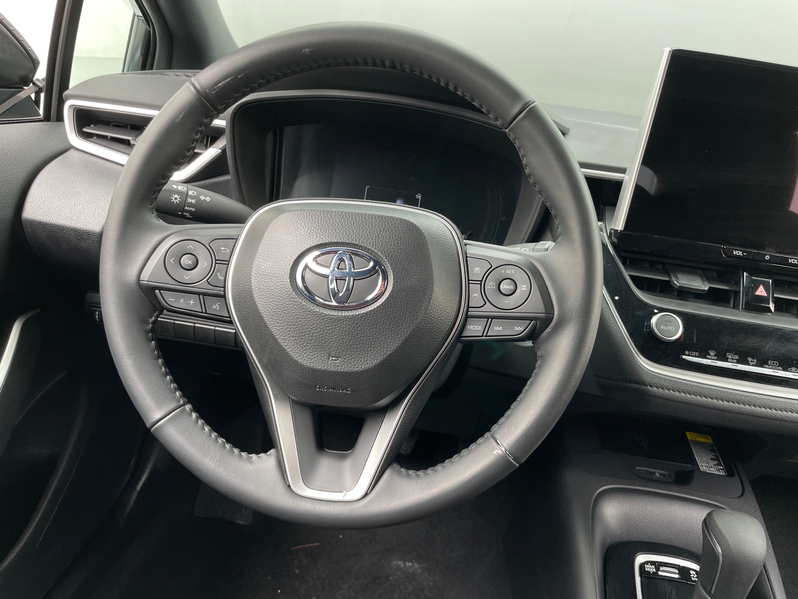 Thumbnail: 2025 Toyota Corolla - 5